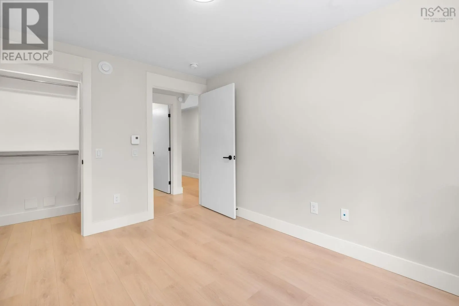 91 Honeygold Drive