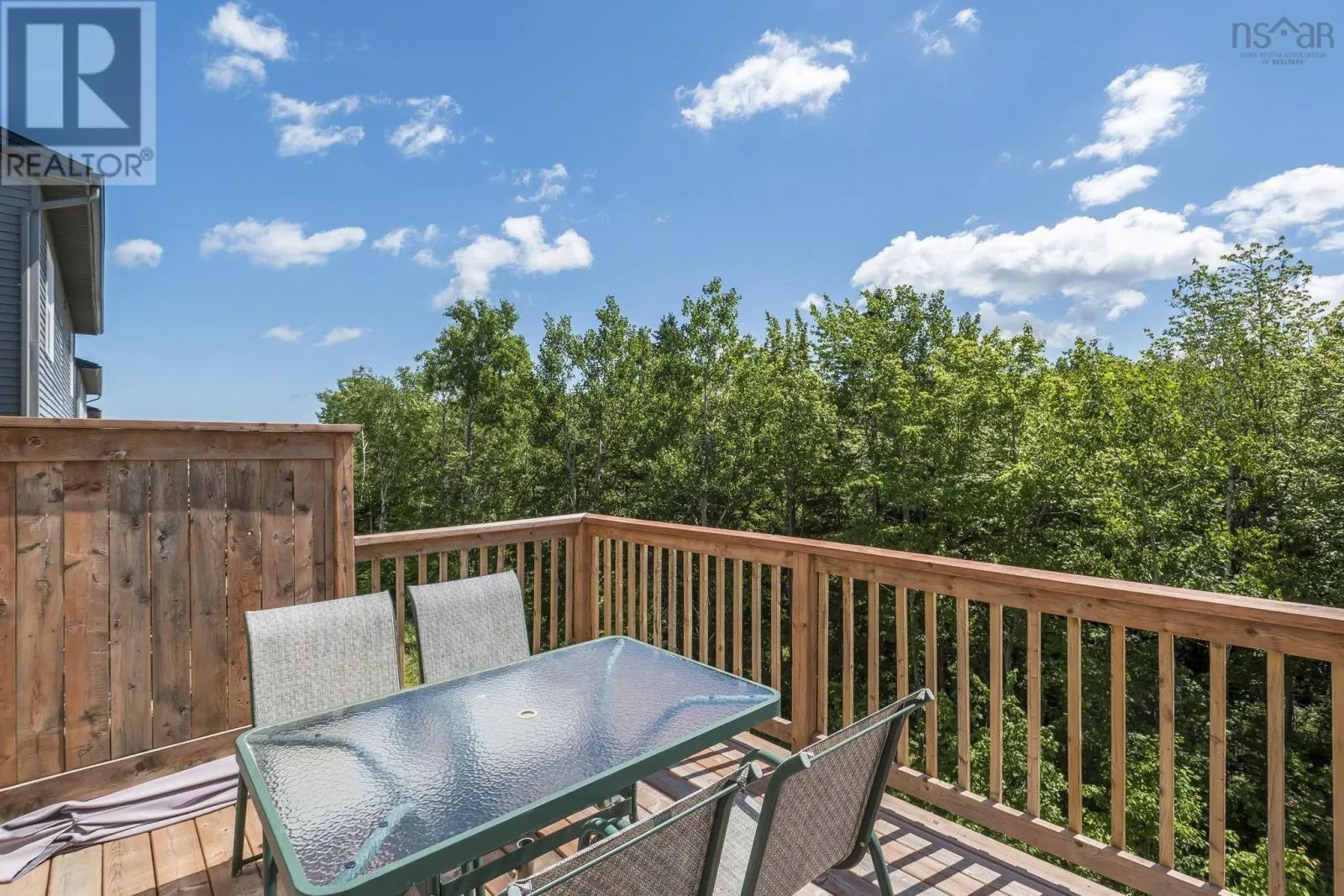 91 Honeygold Drive