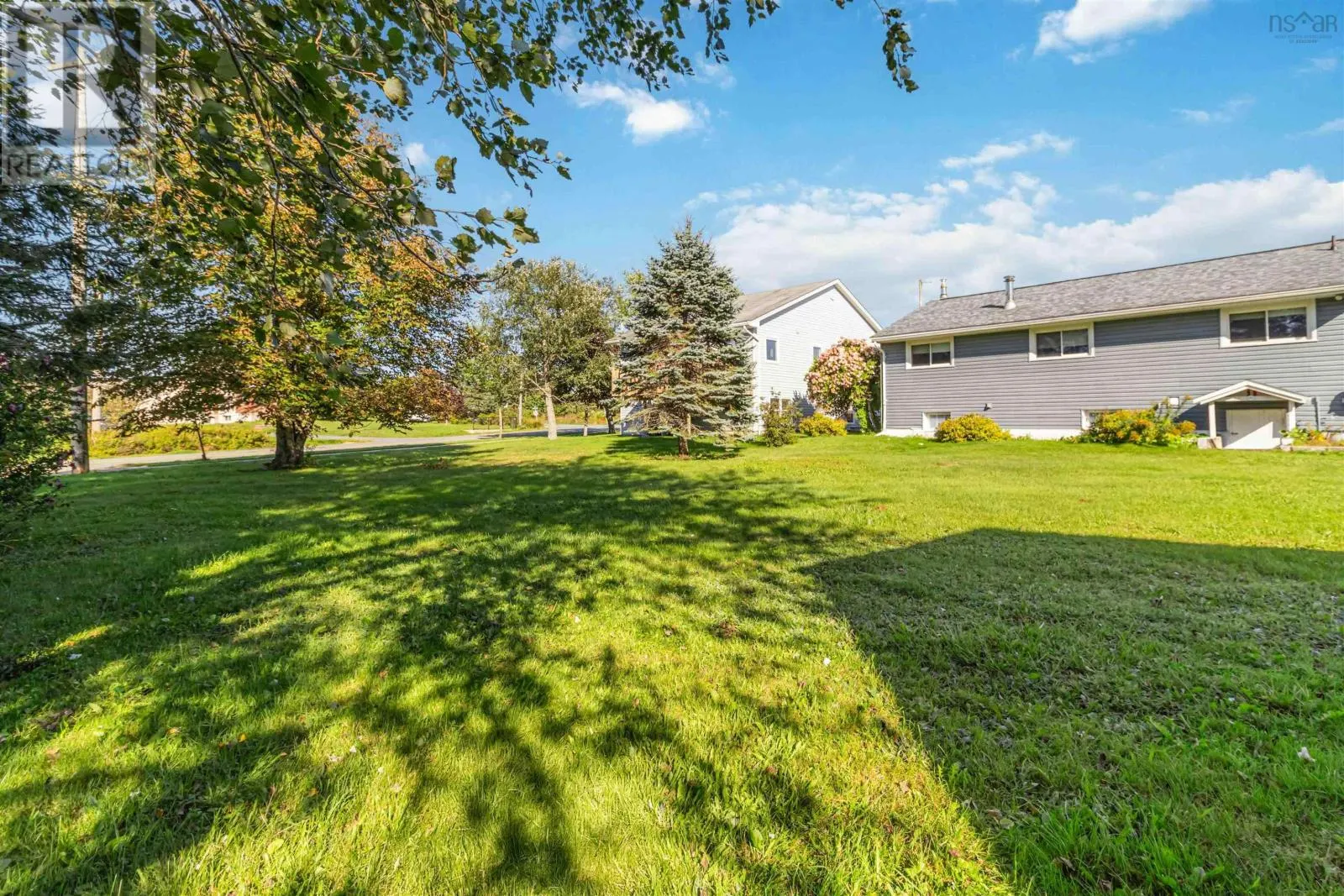 301 Cow Bay Road