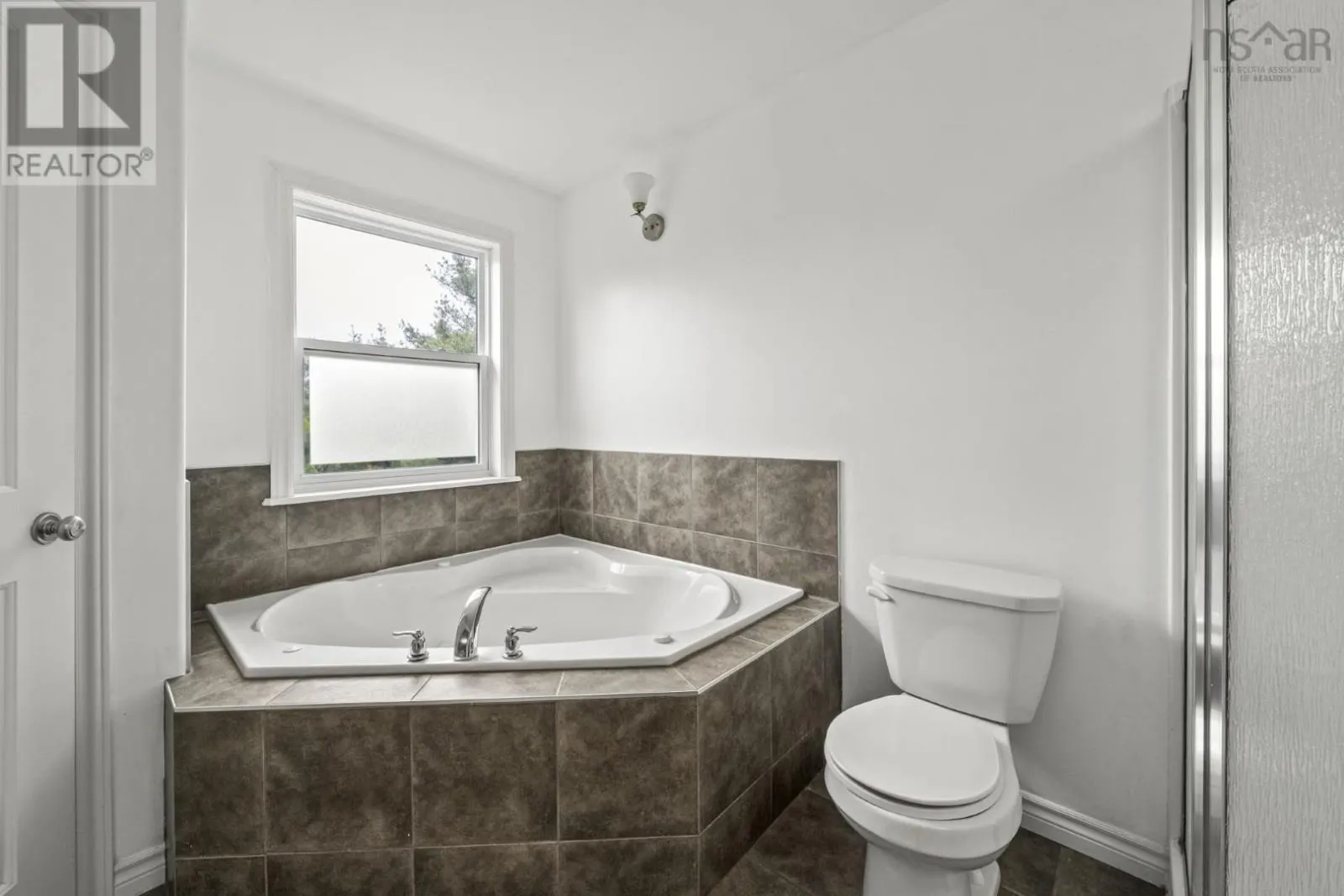138 Transom Drive