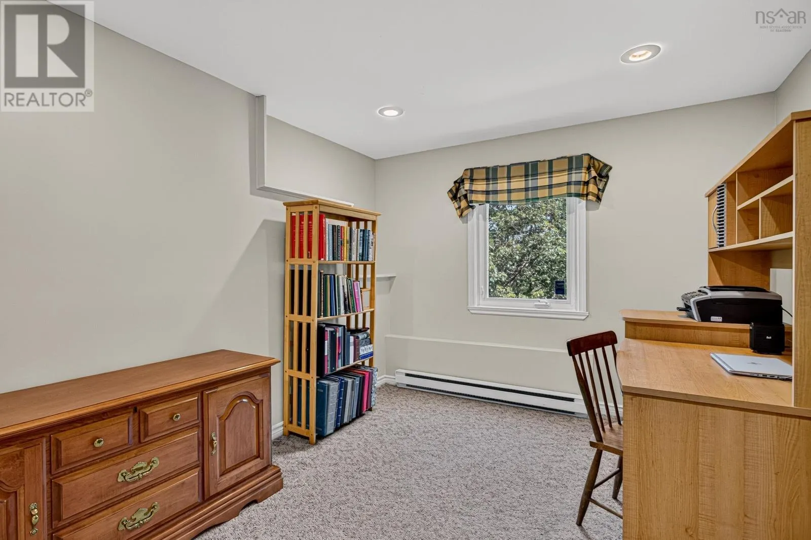 24 Bridgeview Drive