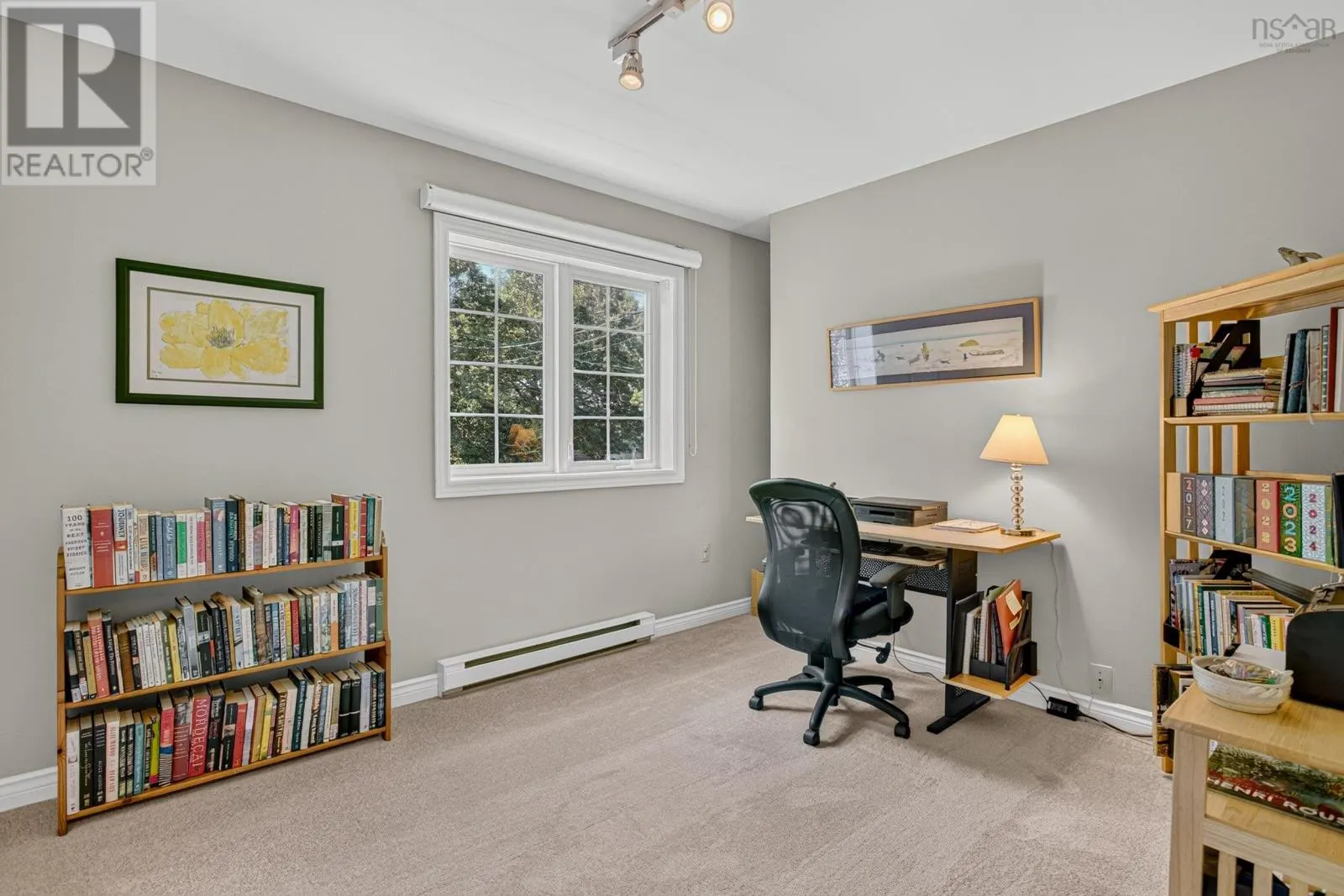 24 Bridgeview Drive