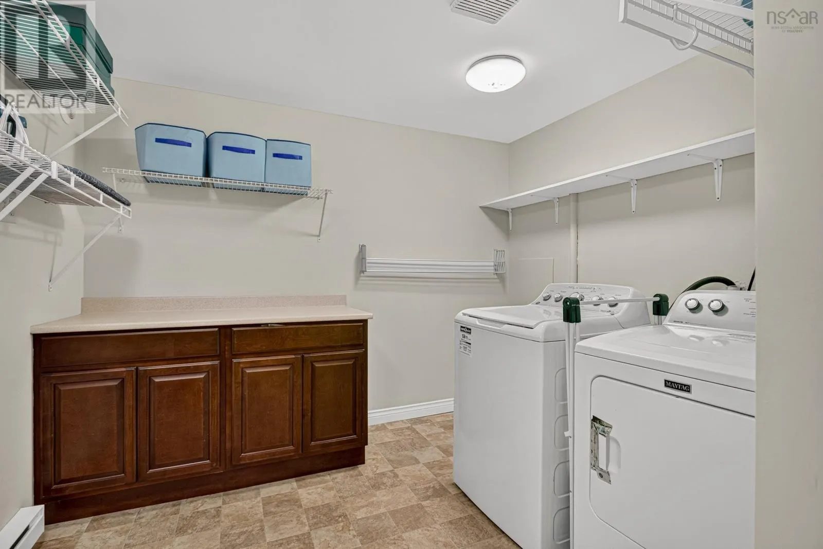 24 Bridgeview Drive