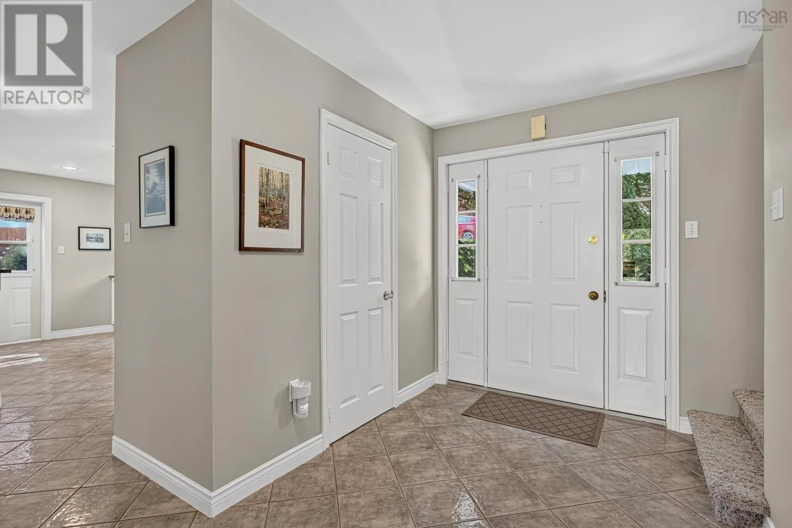 24 Bridgeview Drive