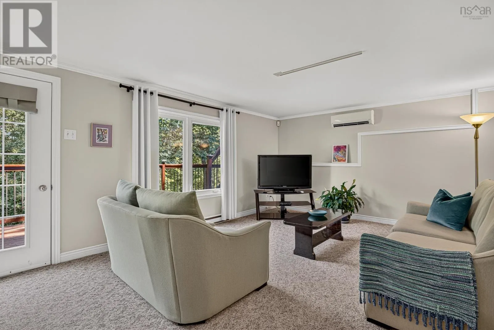 24 Bridgeview Drive