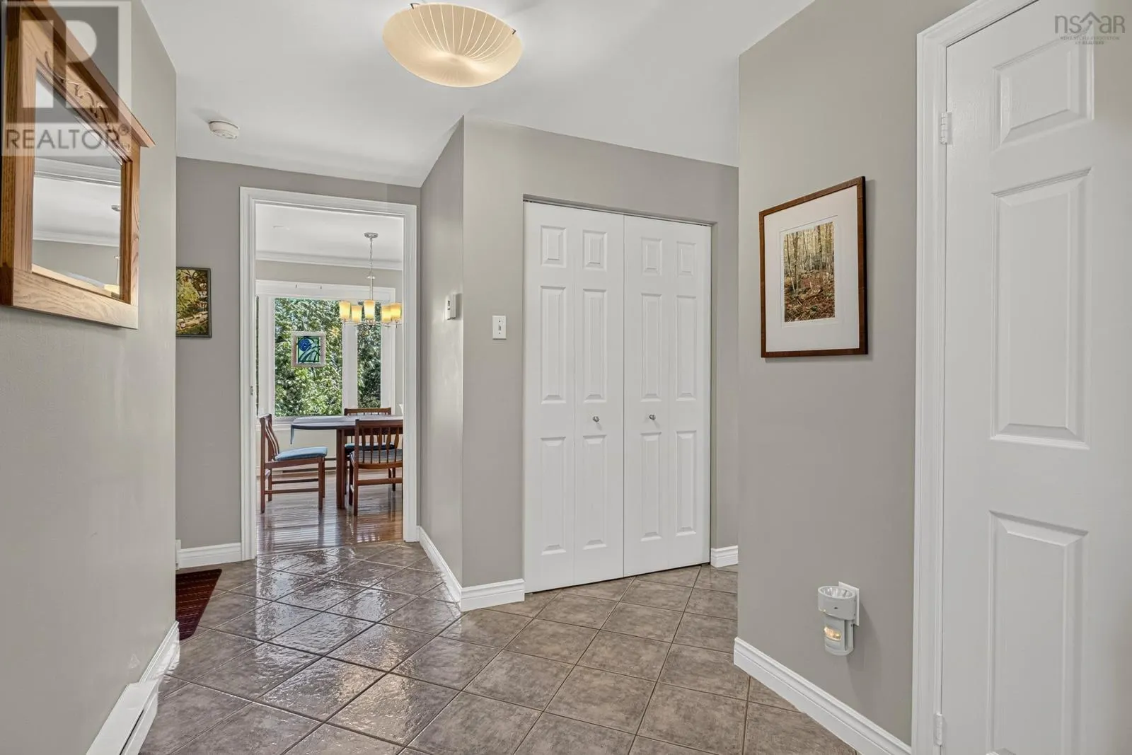 24 Bridgeview Drive