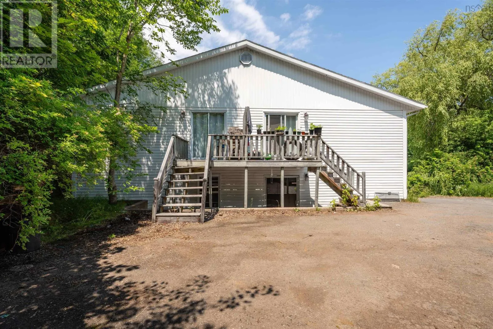 104 Gaspereau Avenue