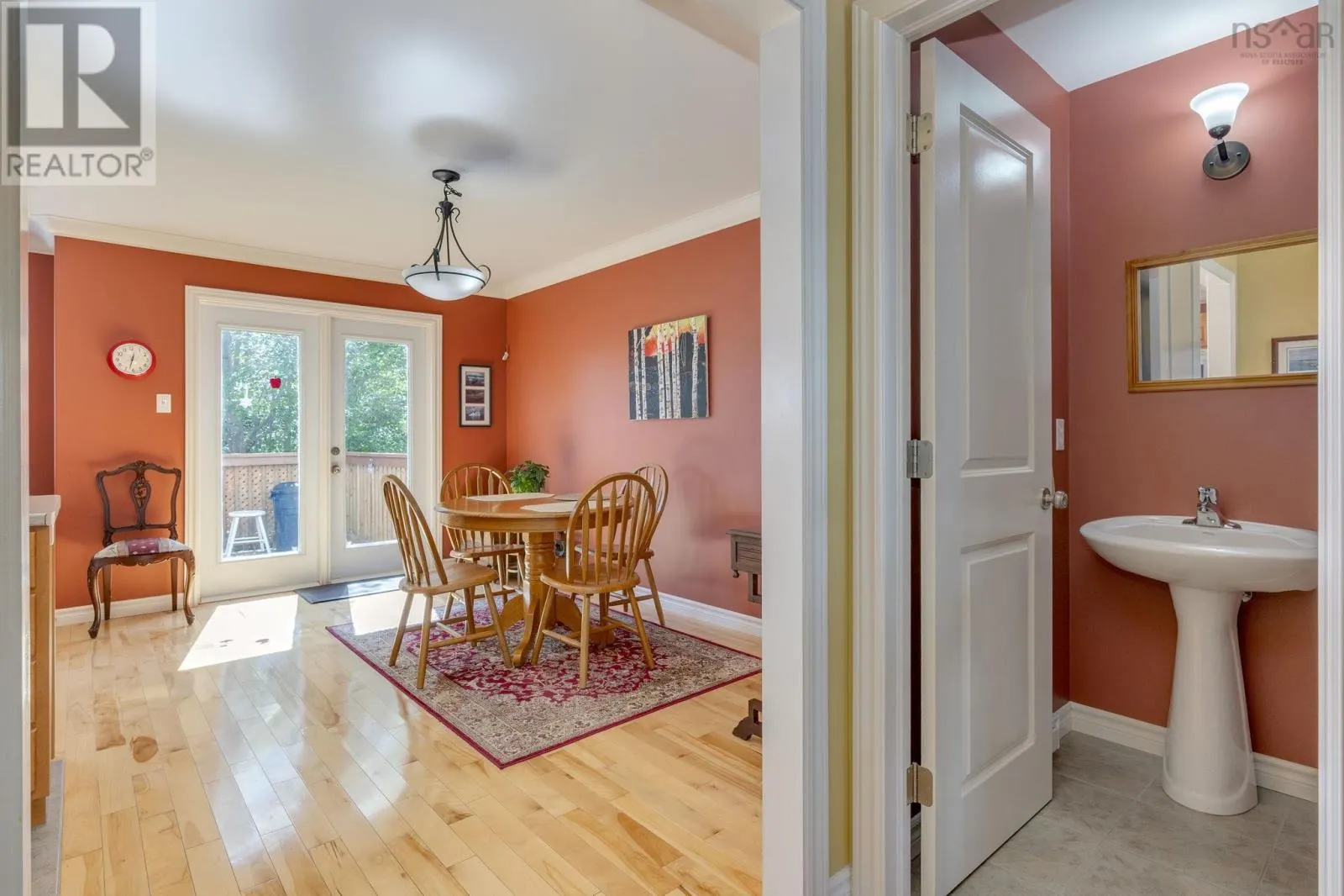 76 Outrigger Crescent
