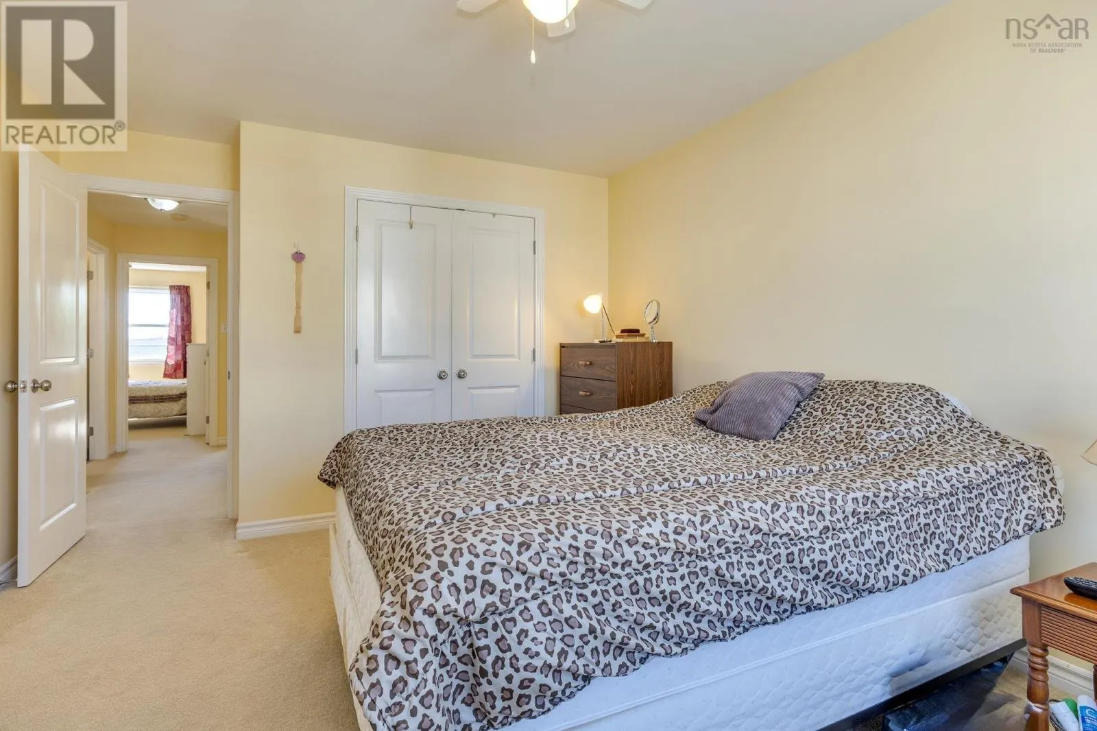 76 Outrigger Crescent