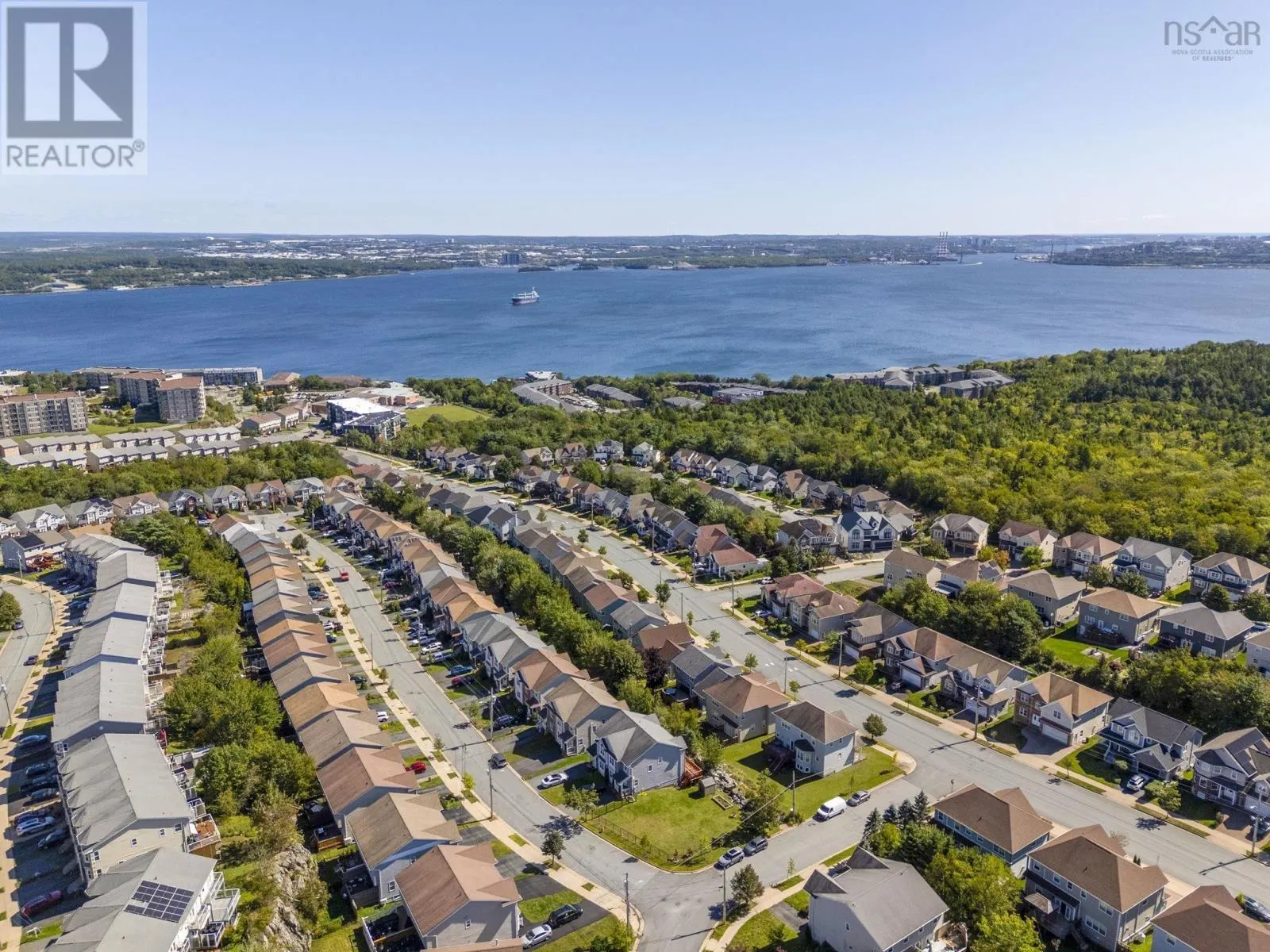 76 Outrigger Crescent
