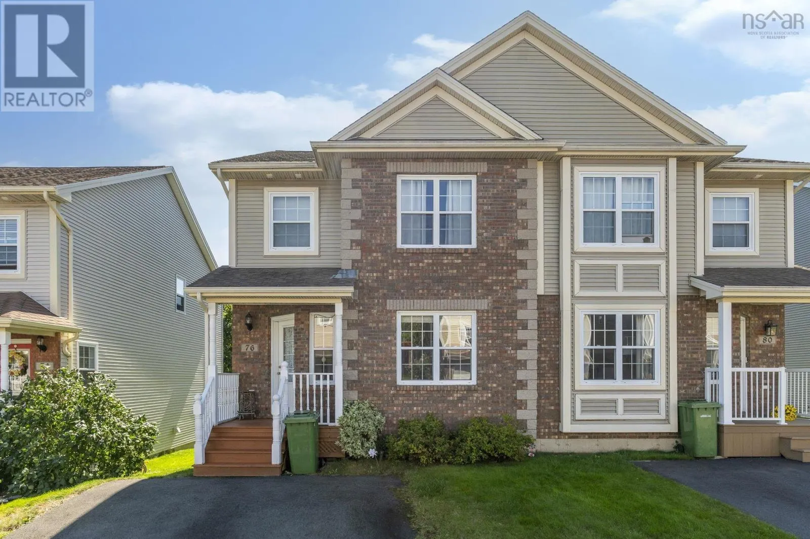 76 Outrigger Crescent