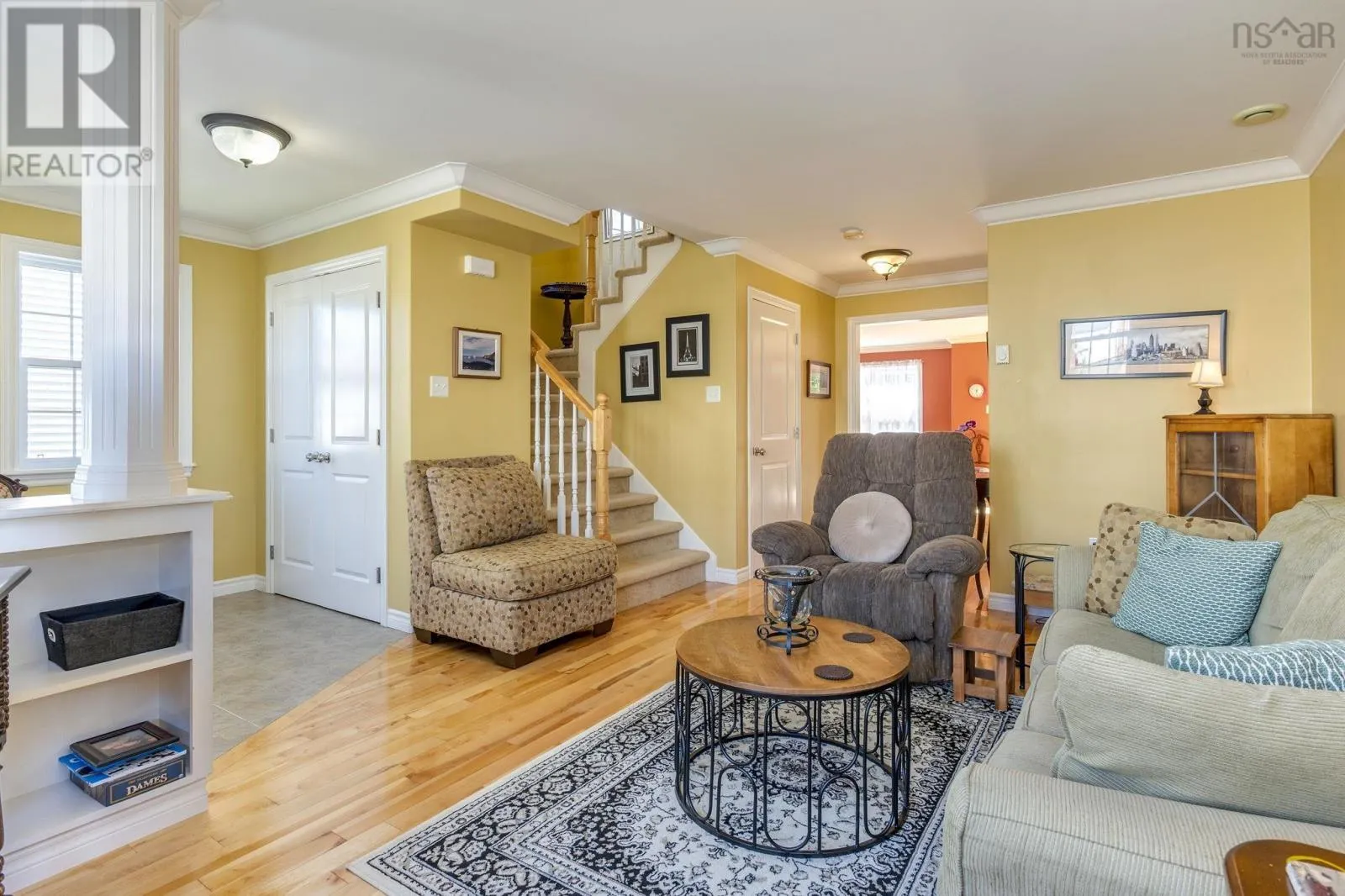 76 Outrigger Crescent