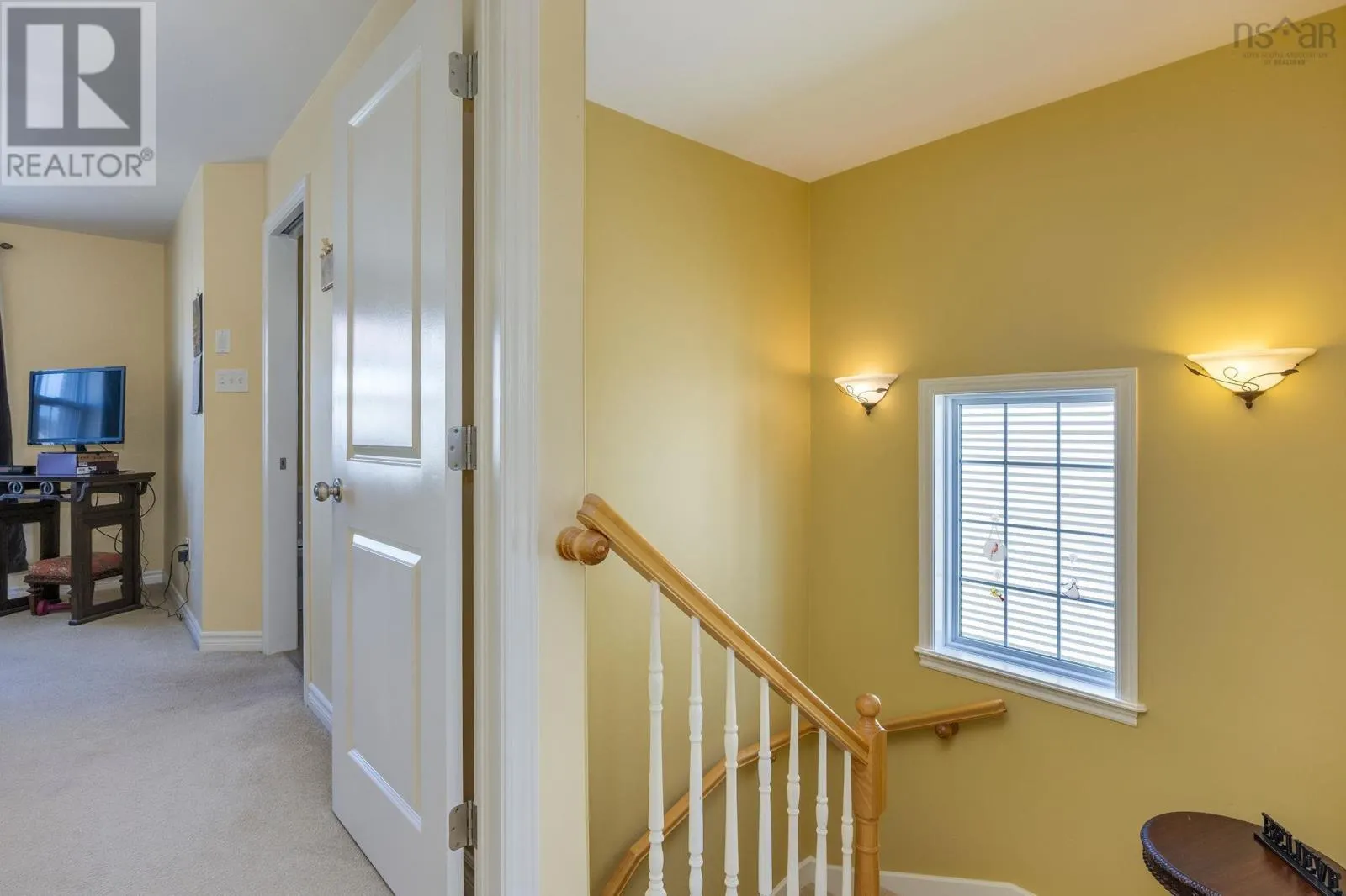 76 Outrigger Crescent