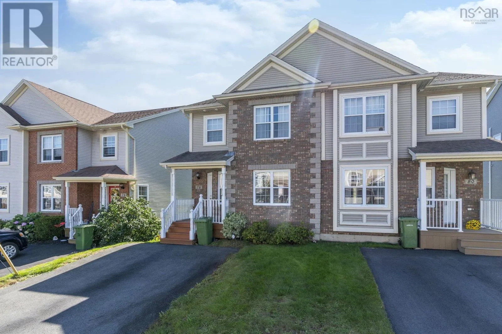 76 Outrigger Crescent