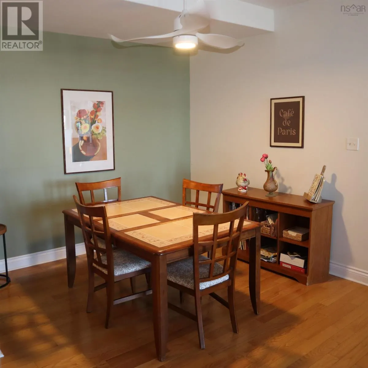 305 168 Green Village Lane
