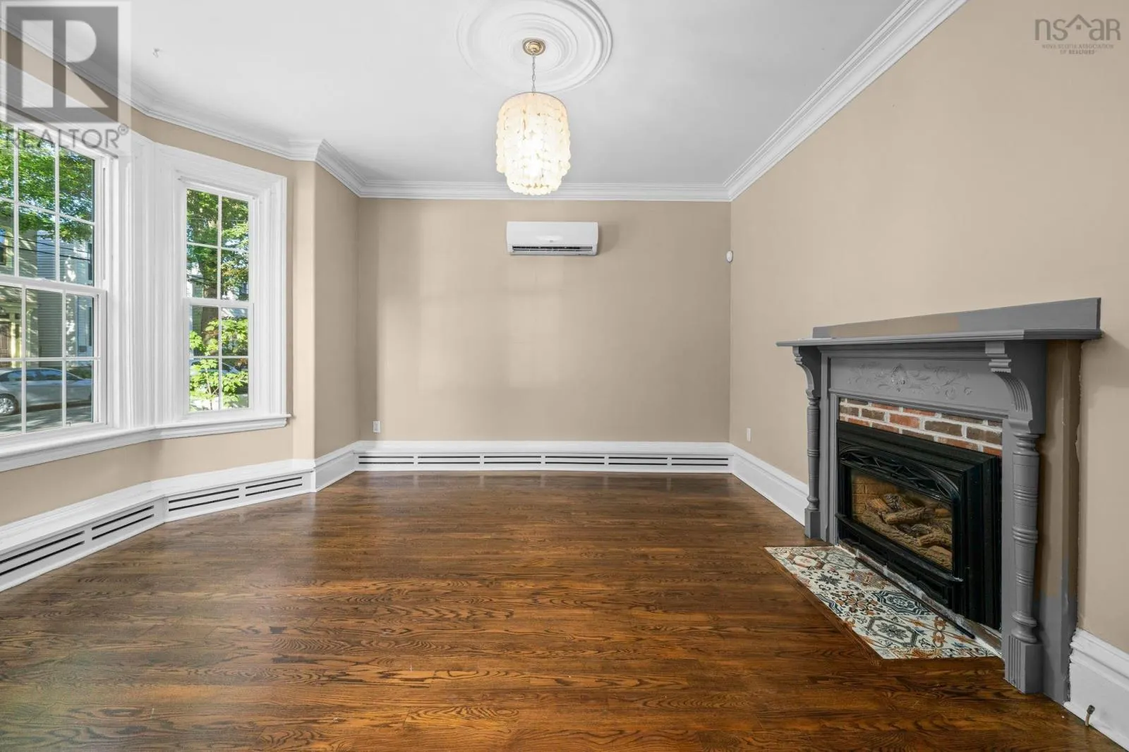 2615 Fuller Terrace