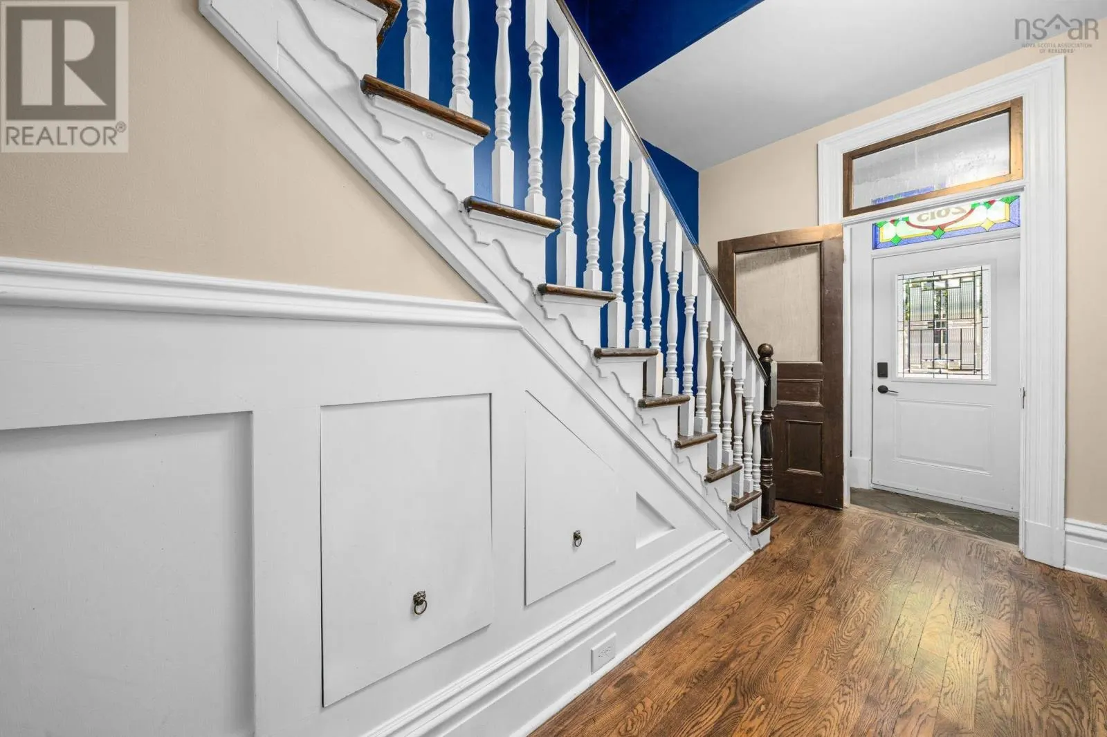 2615 Fuller Terrace