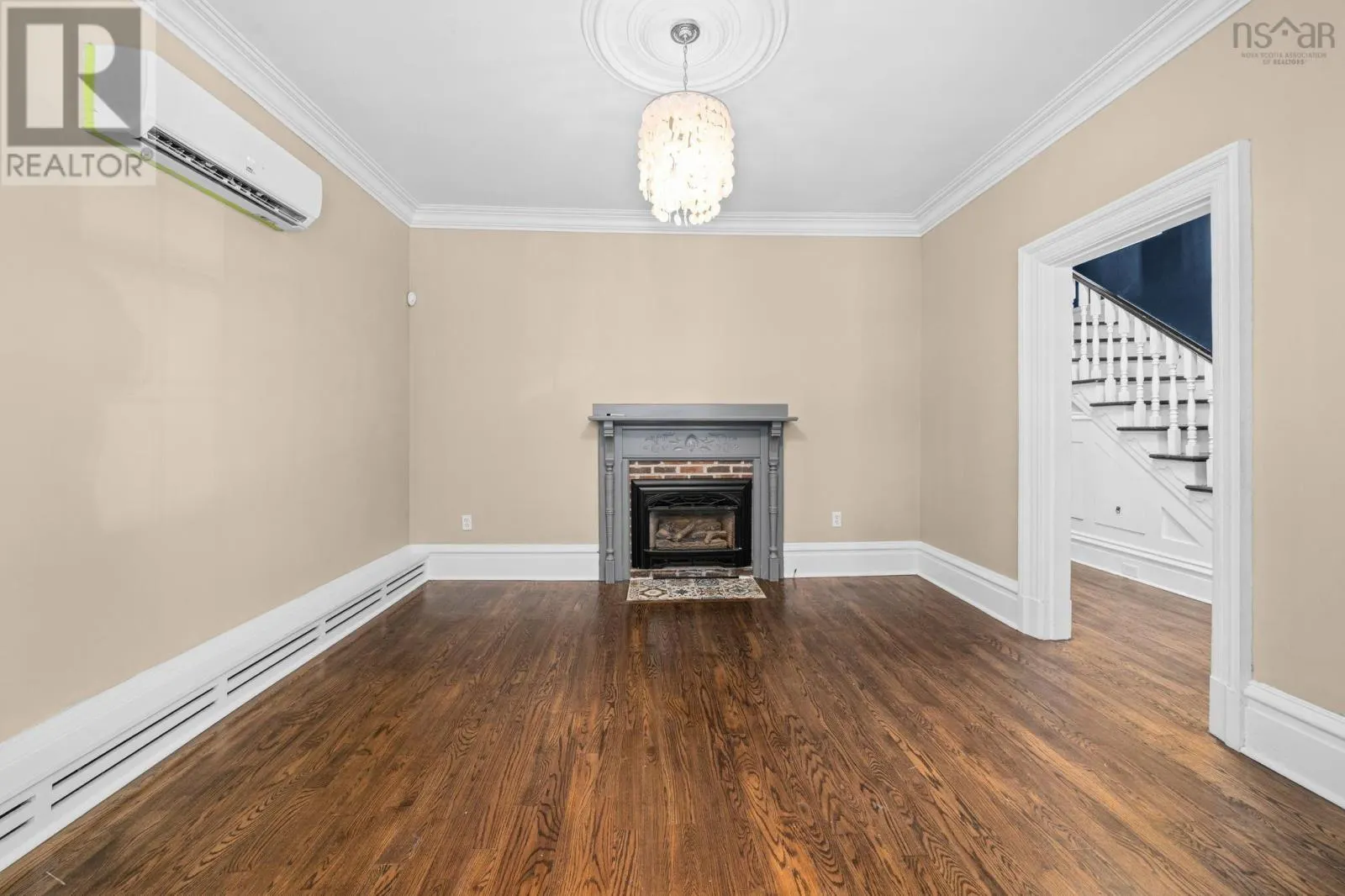 2615 Fuller Terrace