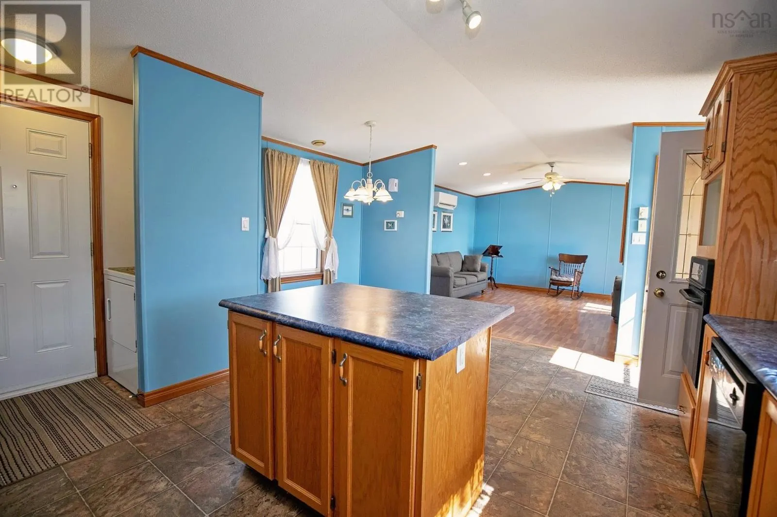 27 Fernwood Drive