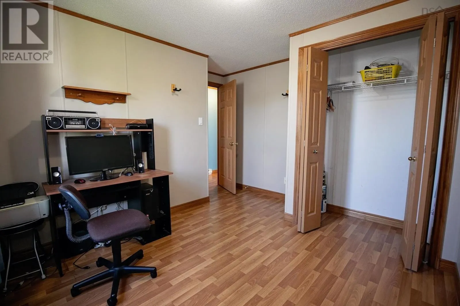 27 Fernwood Drive