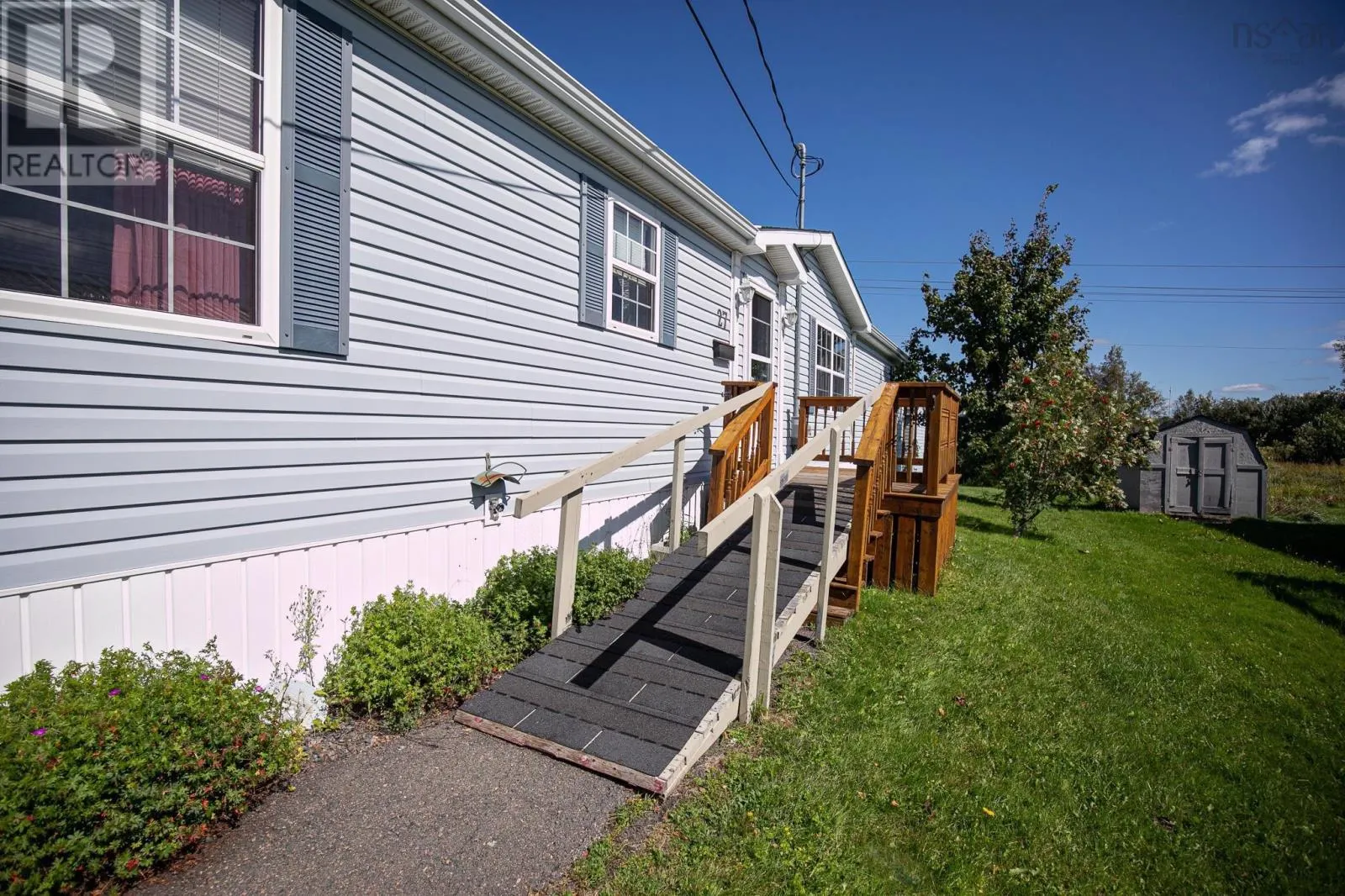 27 Fernwood Drive