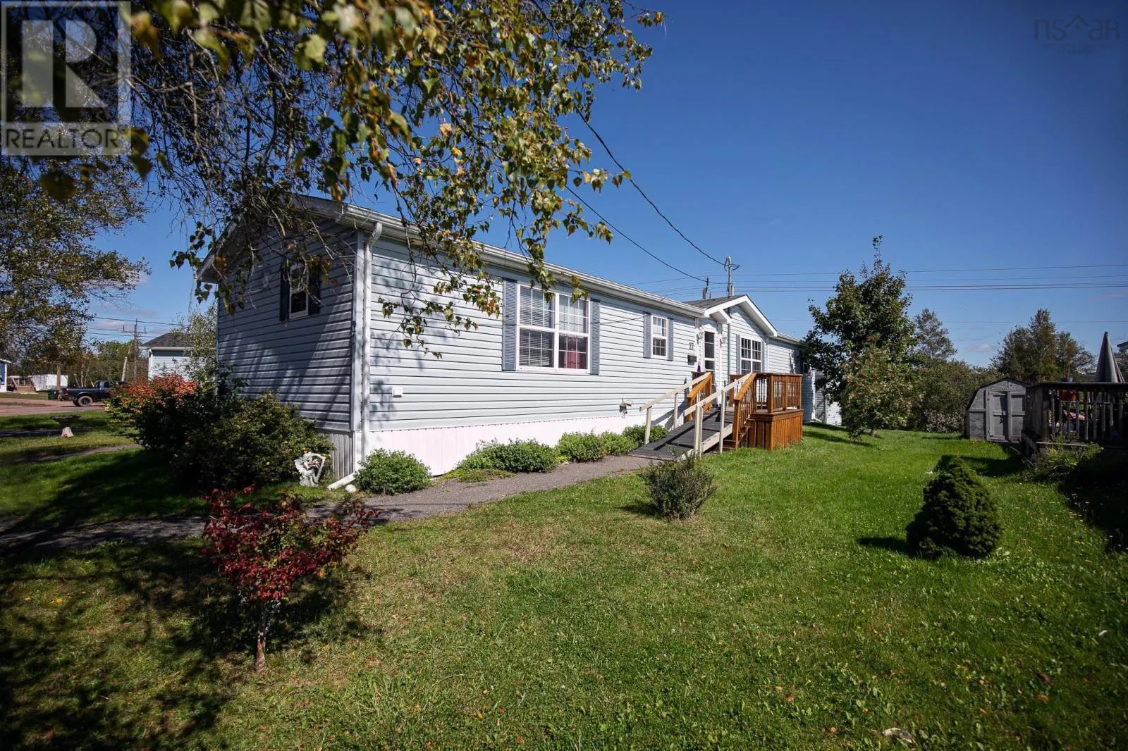 27 Fernwood Drive
