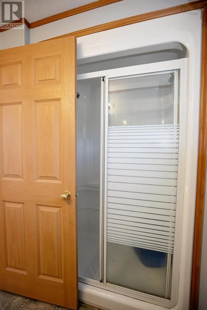 27 Fernwood Drive