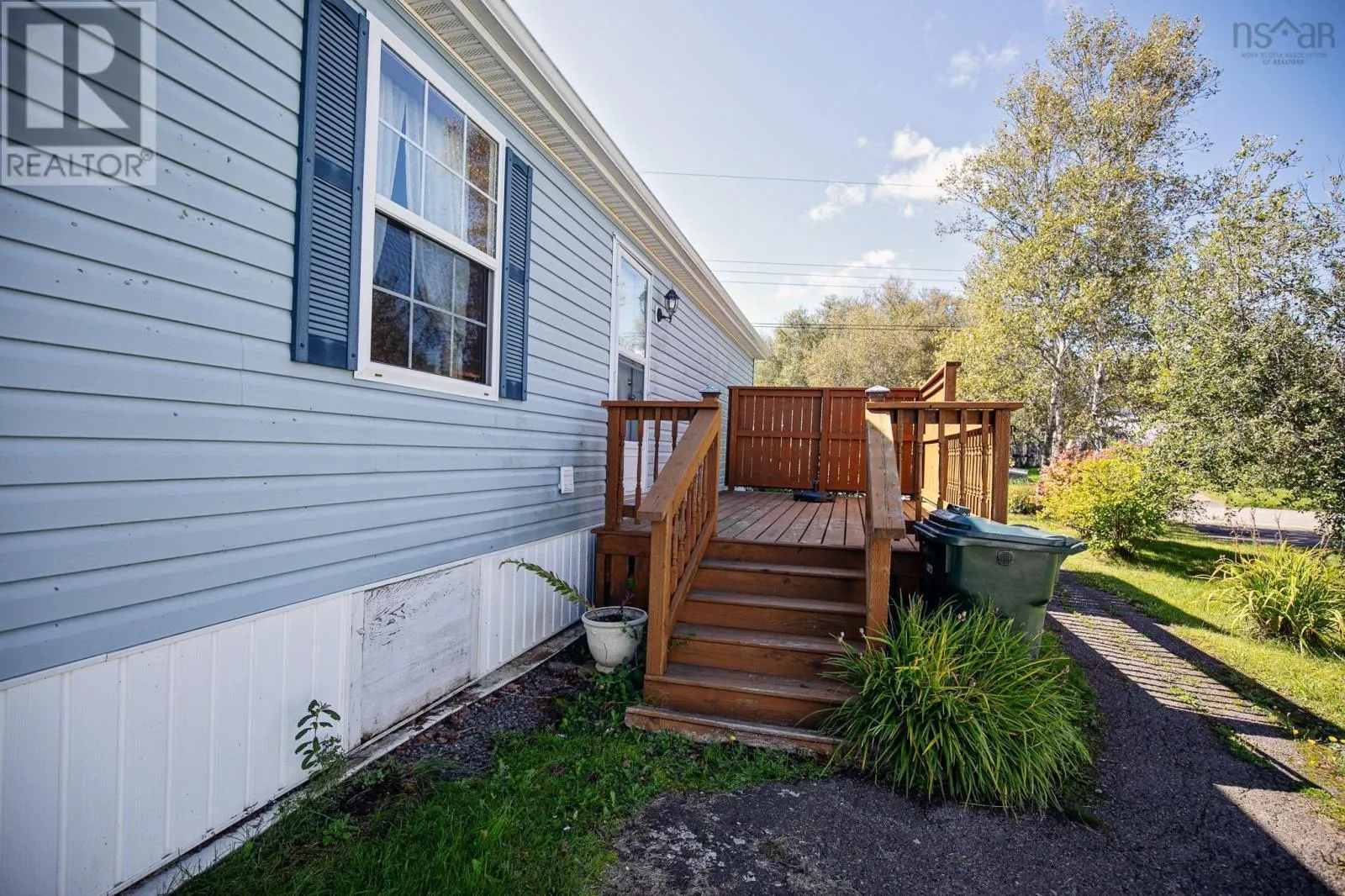 27 Fernwood Drive