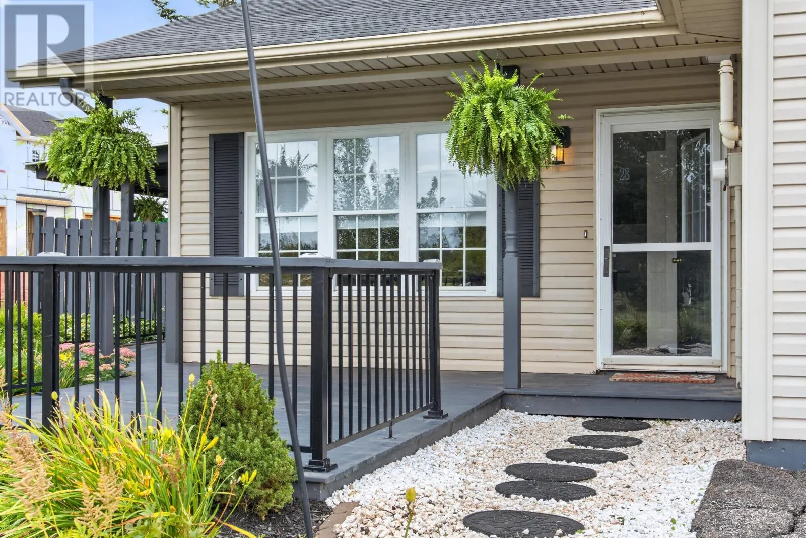 28 Heatherway Drive