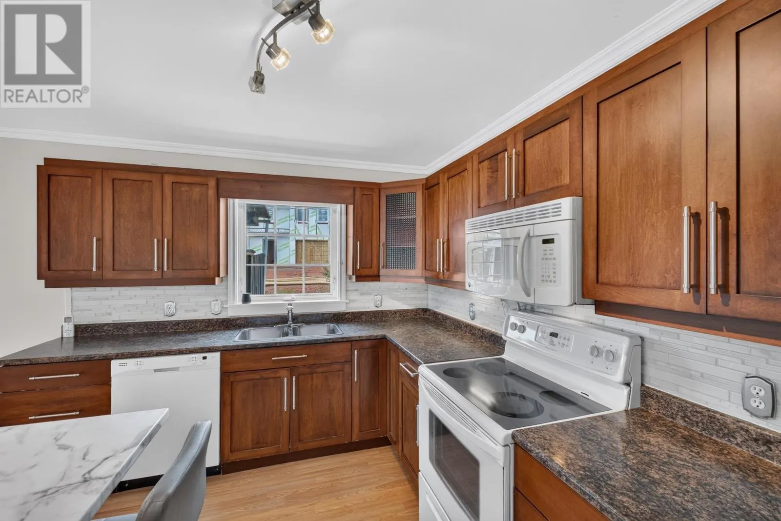 28 Heatherway Drive