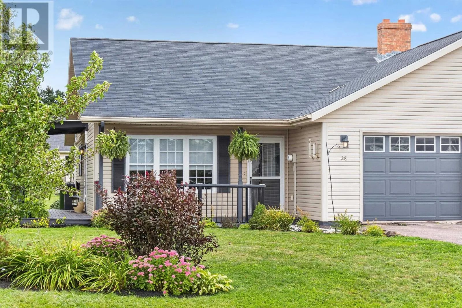 28 Heatherway Drive