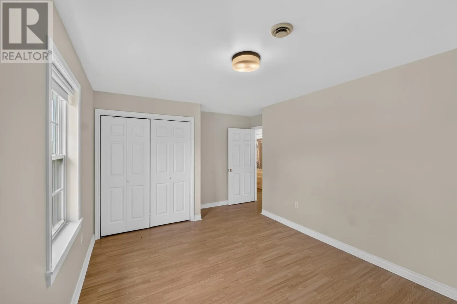 28 Heatherway Drive
