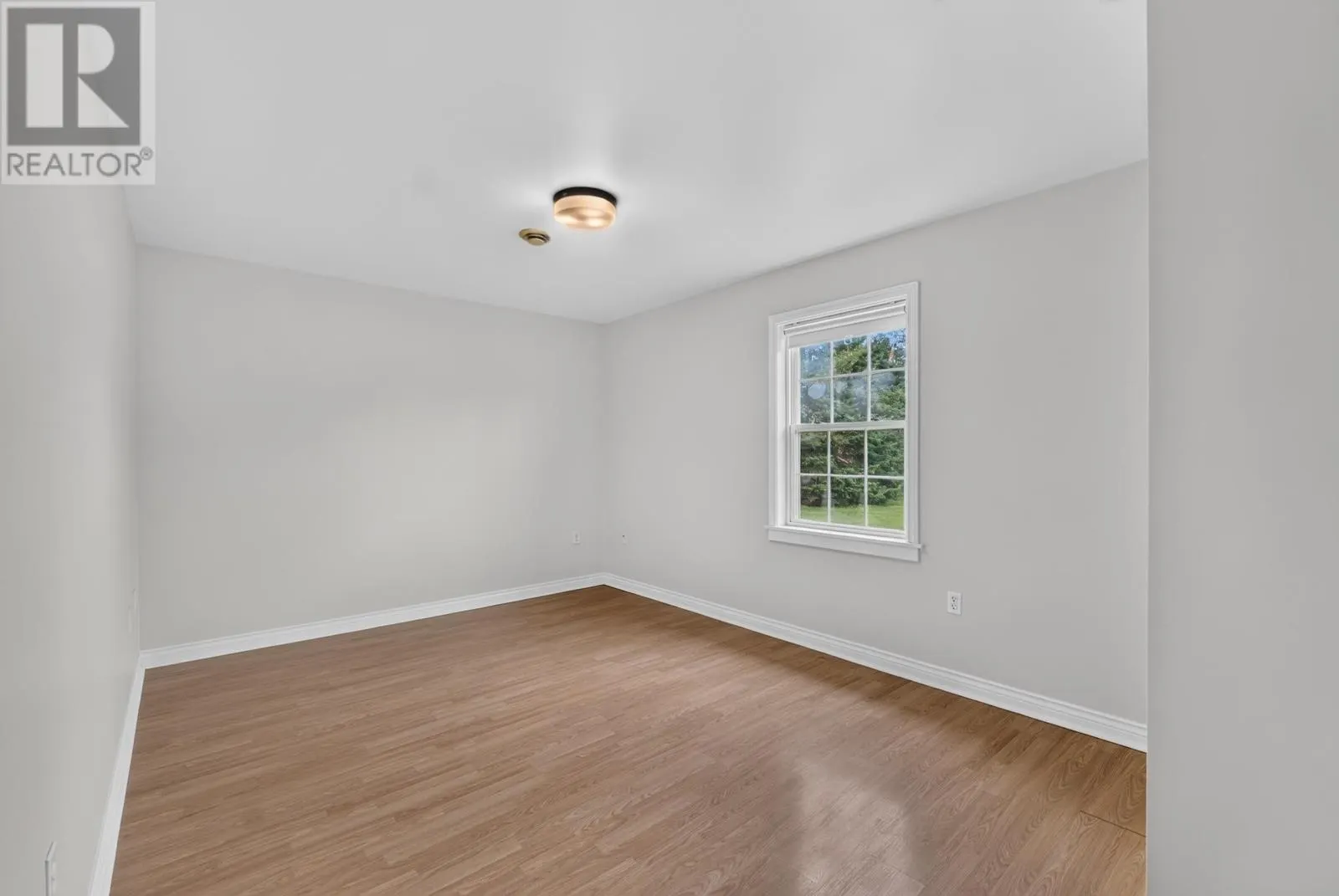 28 Heatherway Drive