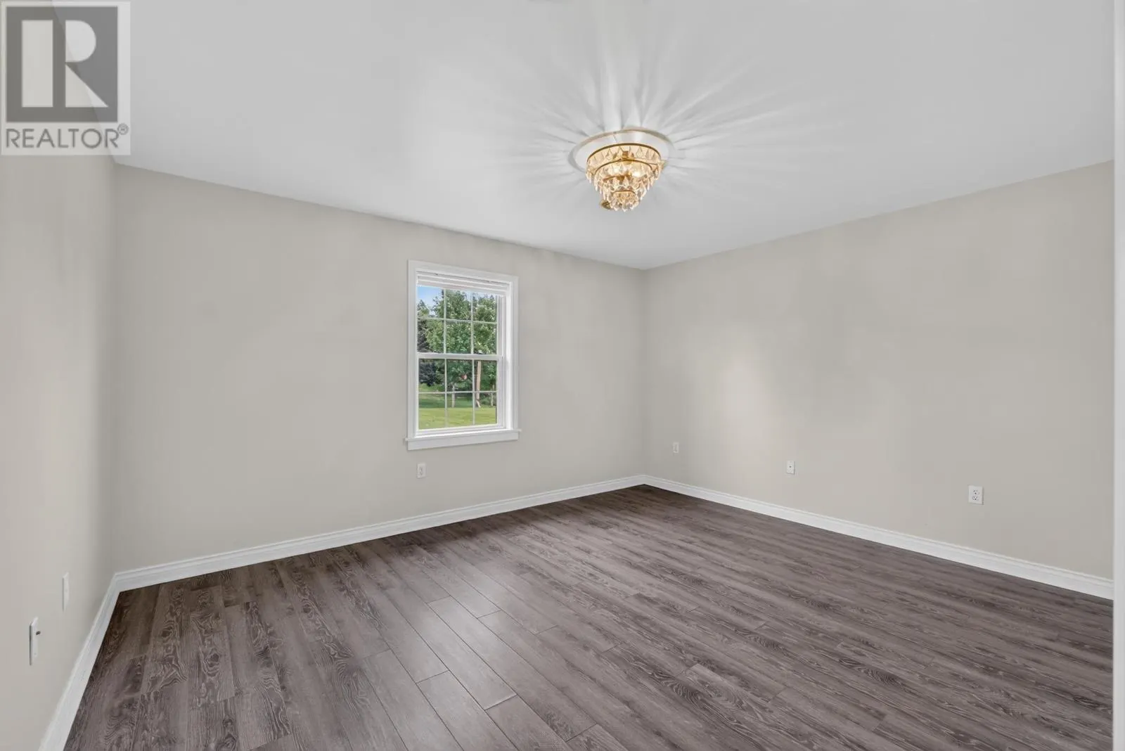 28 Heatherway Drive
