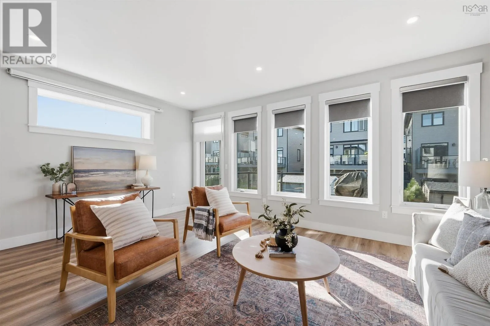 60 Grenoble Court