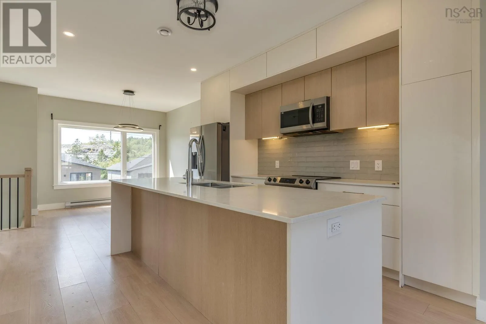 78 Honeygold Drive