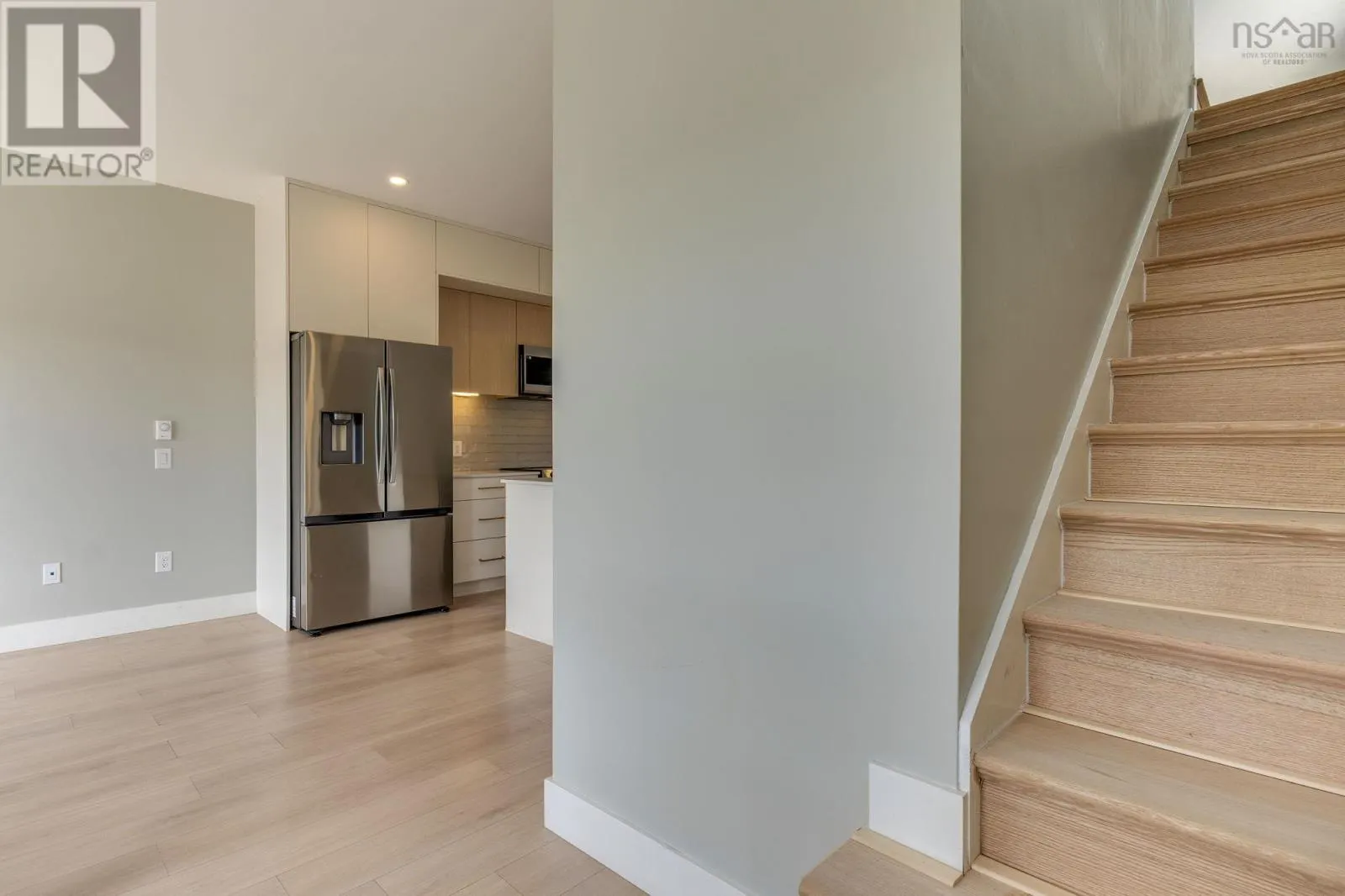 78 Honeygold Drive
