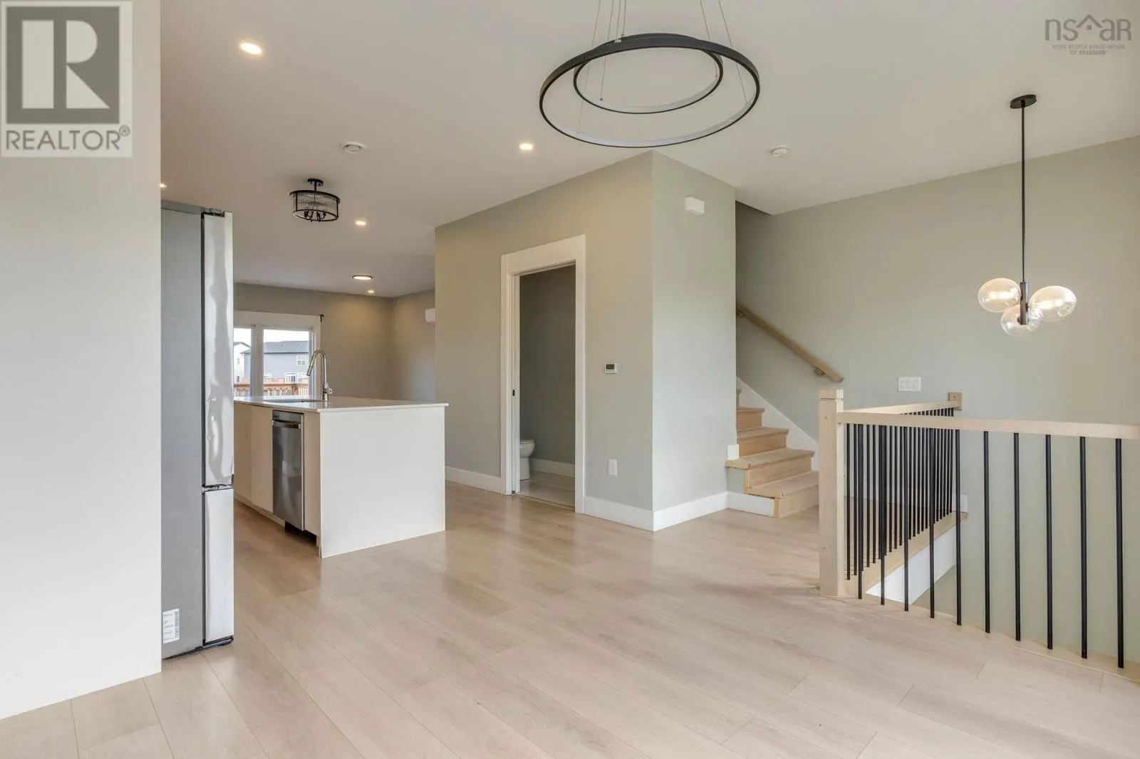 78 Honeygold Drive