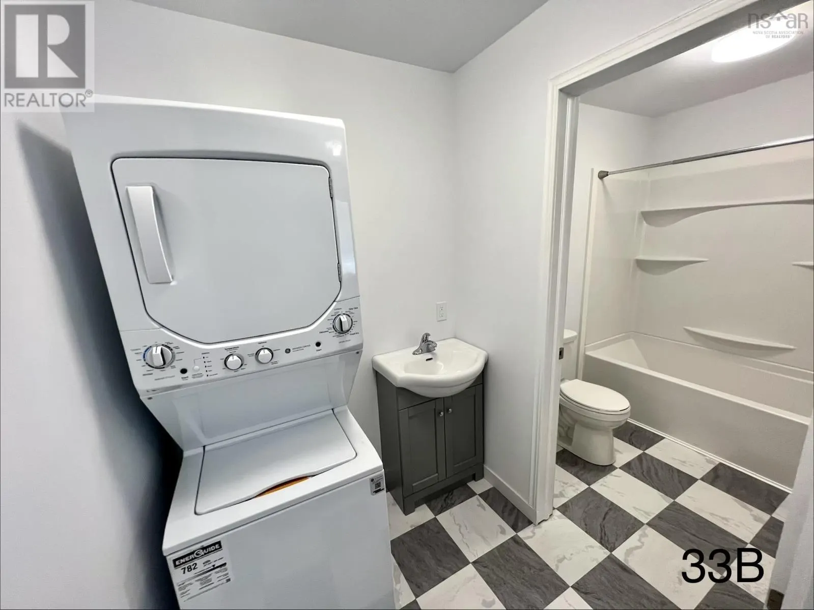 33 A/B Inverness Street