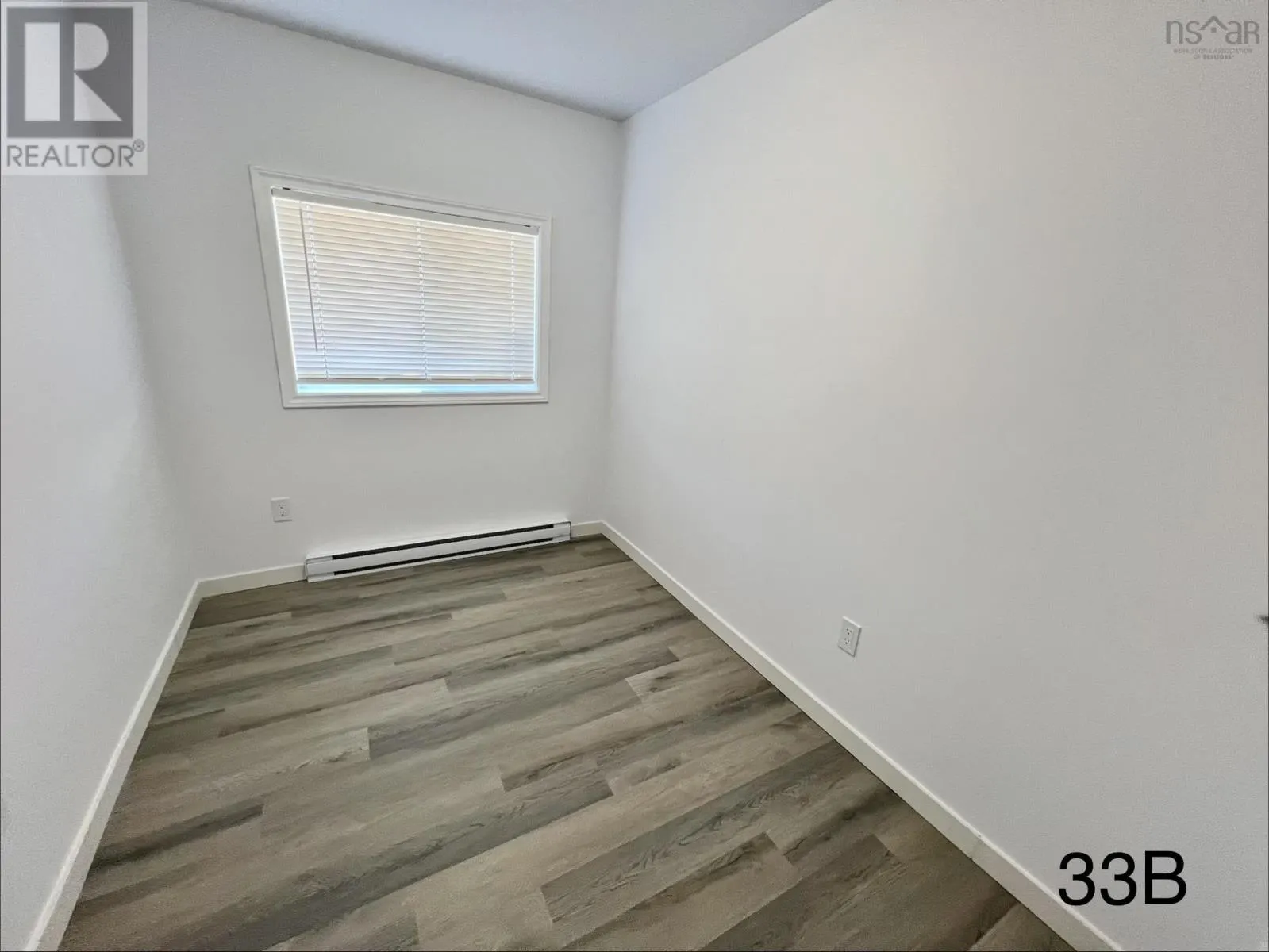 33 A/B Inverness Street