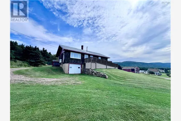 14086 Cabot Trail