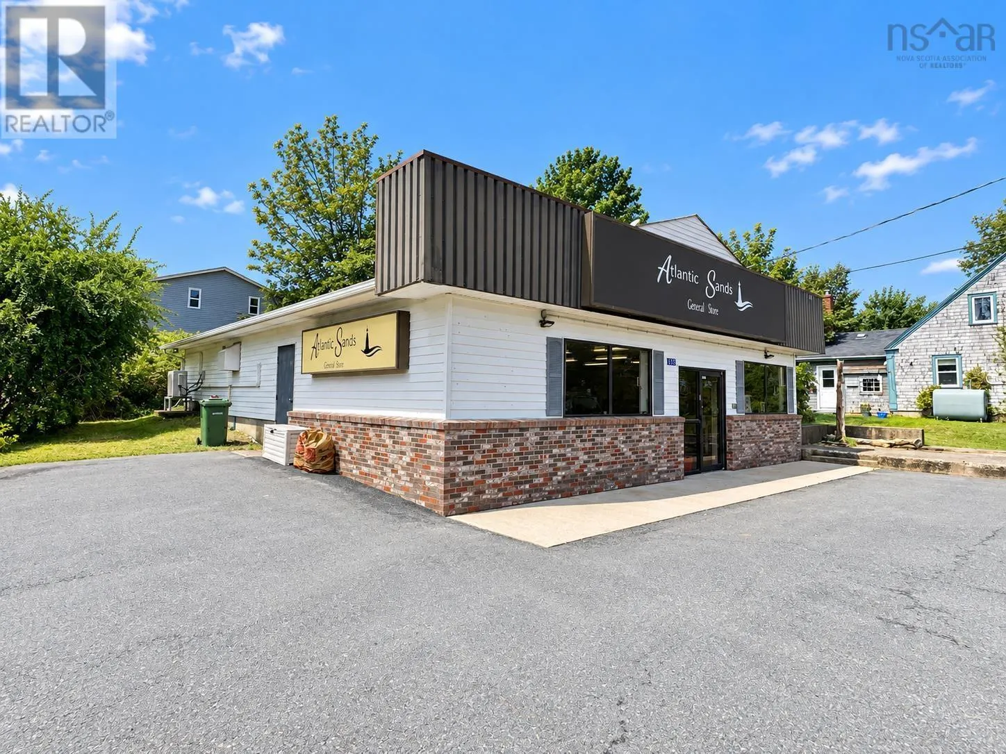 655 Main Street