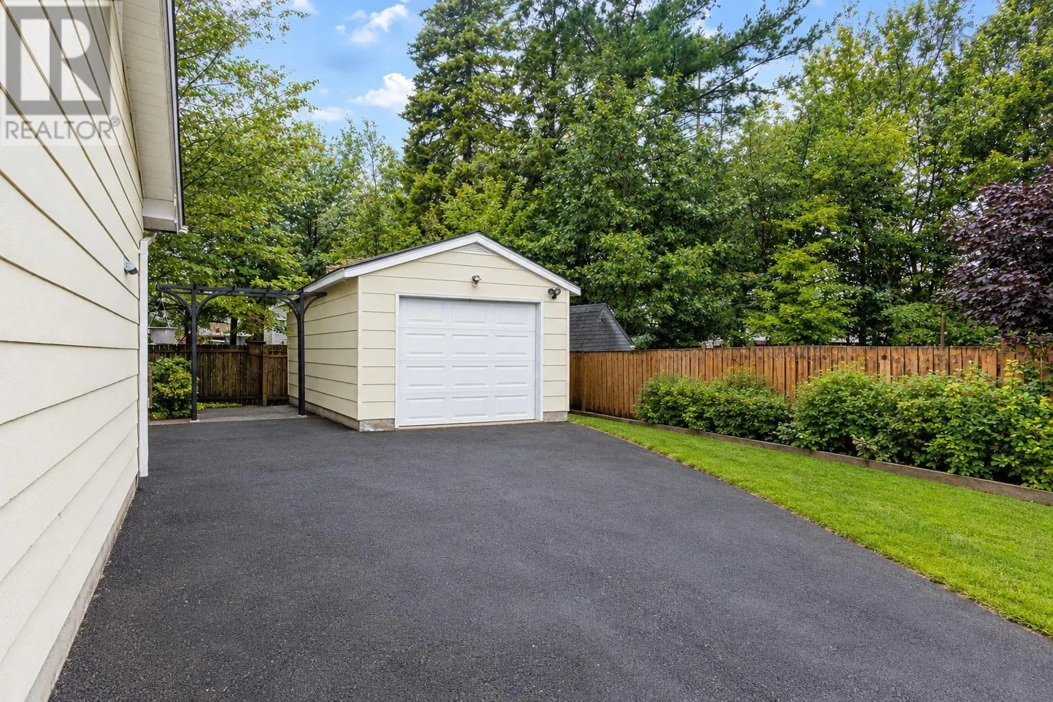 72 Greendale Court