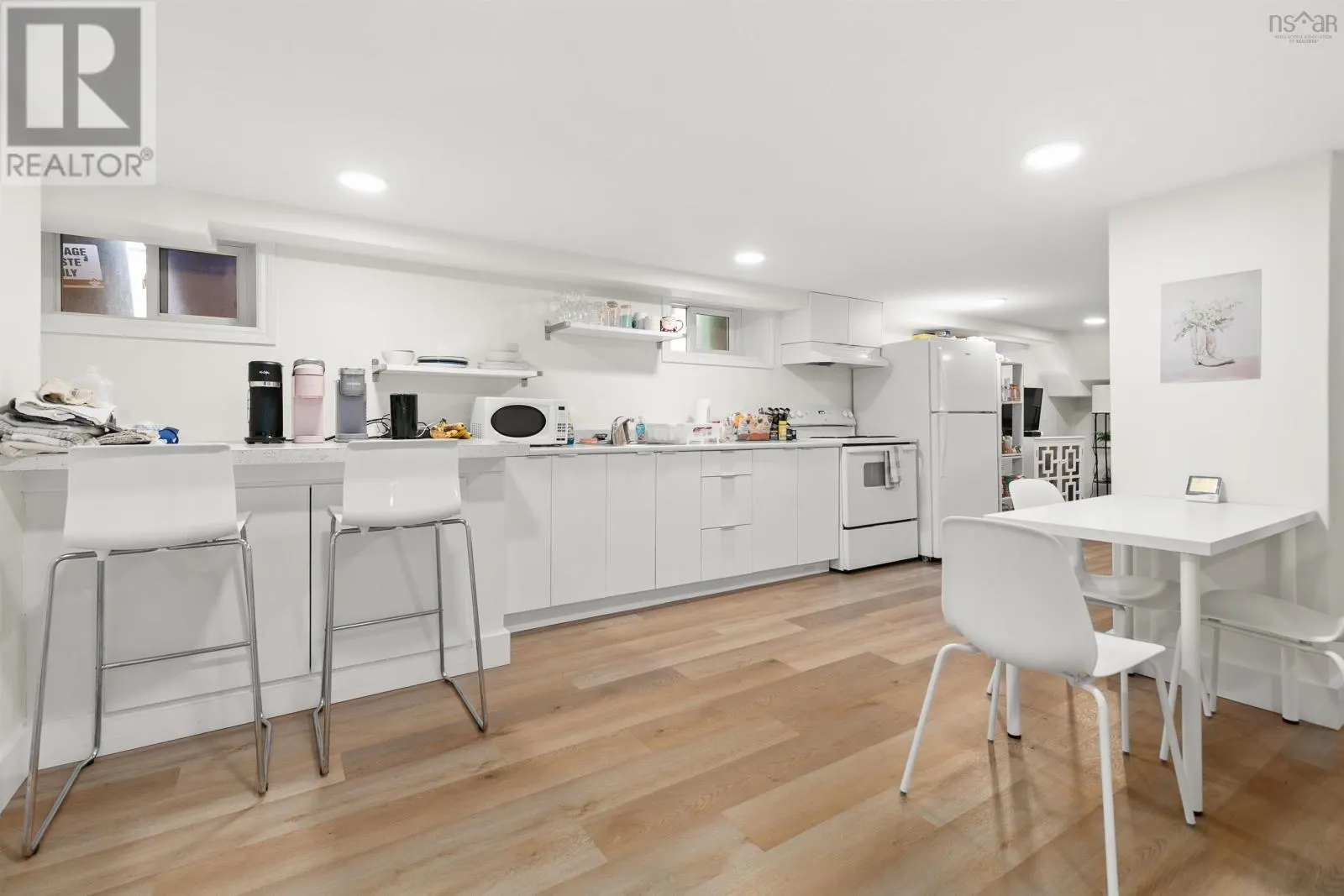 1645 Oxford Street|1647 Oxford Street