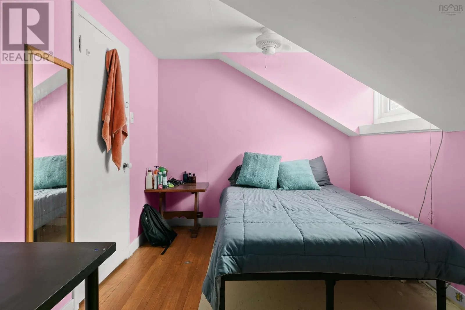 1645 Oxford Street|1647 Oxford Street