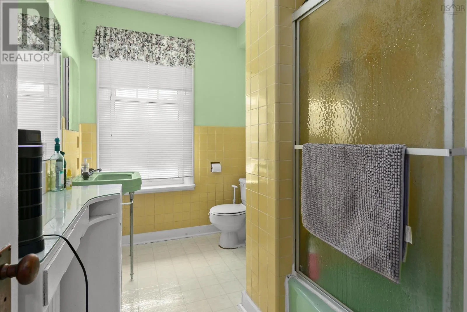 1645 Oxford Street|1647 Oxford Street
