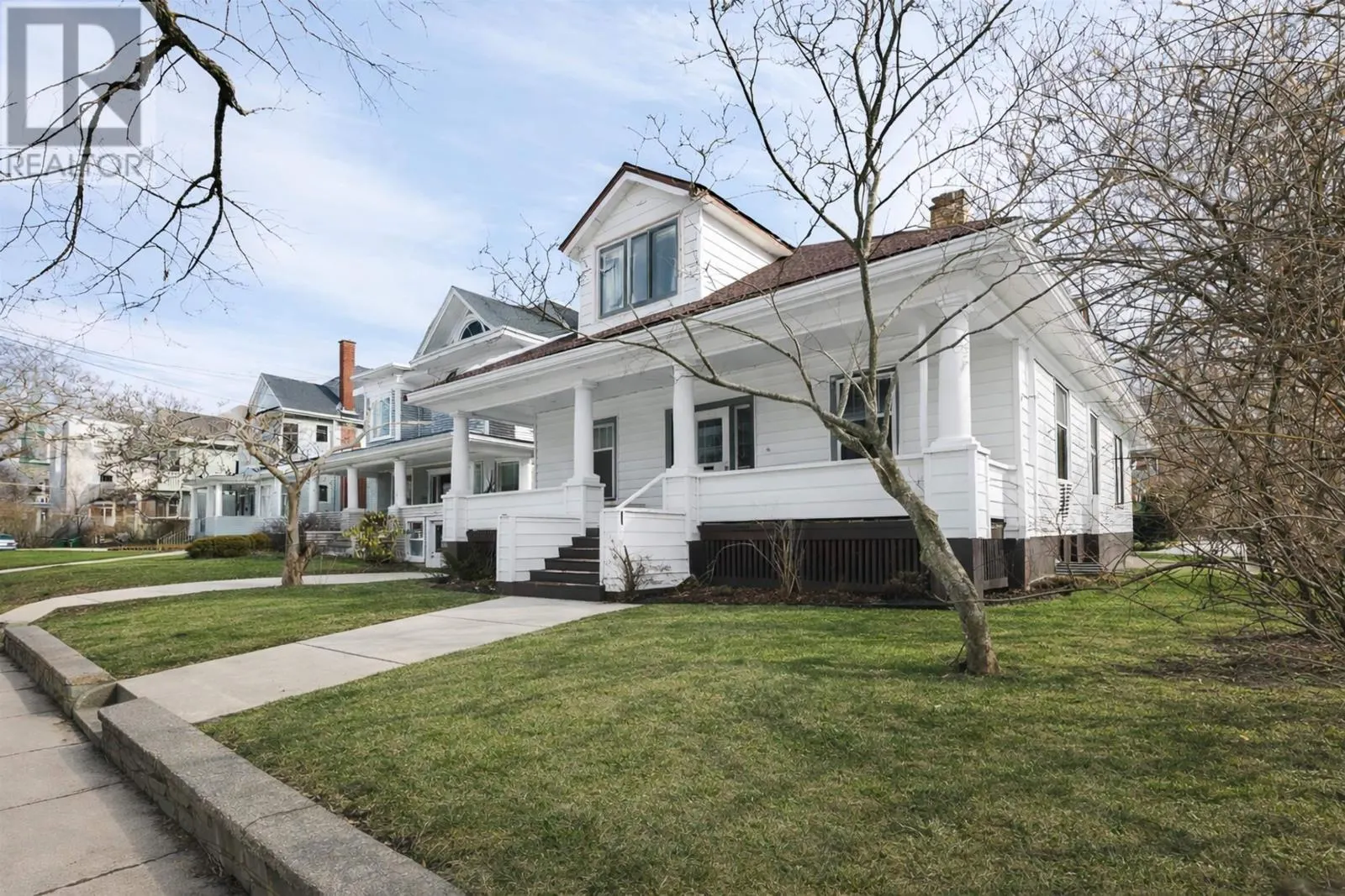 1645 Oxford Street|1647 Oxford Street