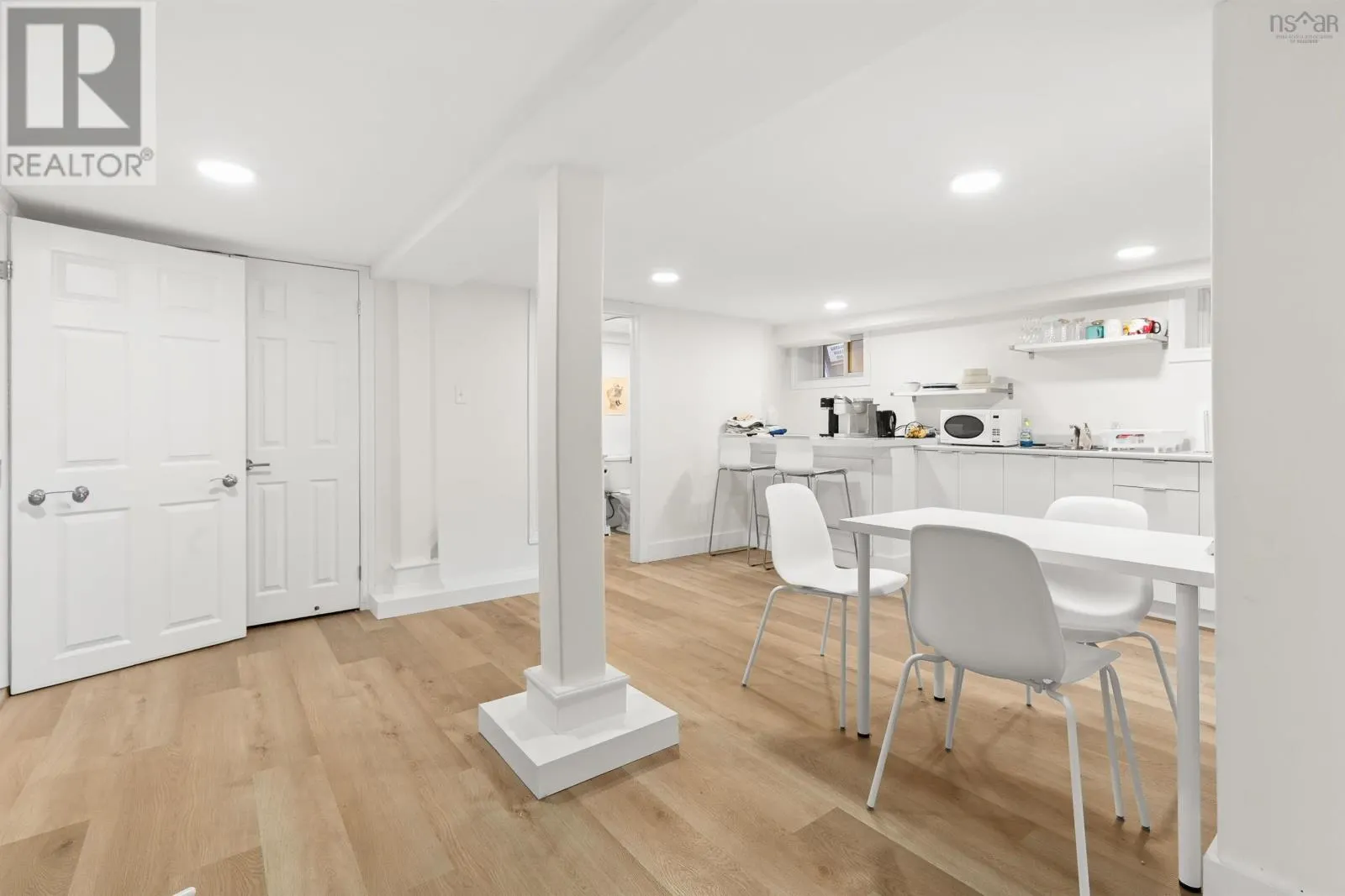 1645 Oxford Street|1647 Oxford Street