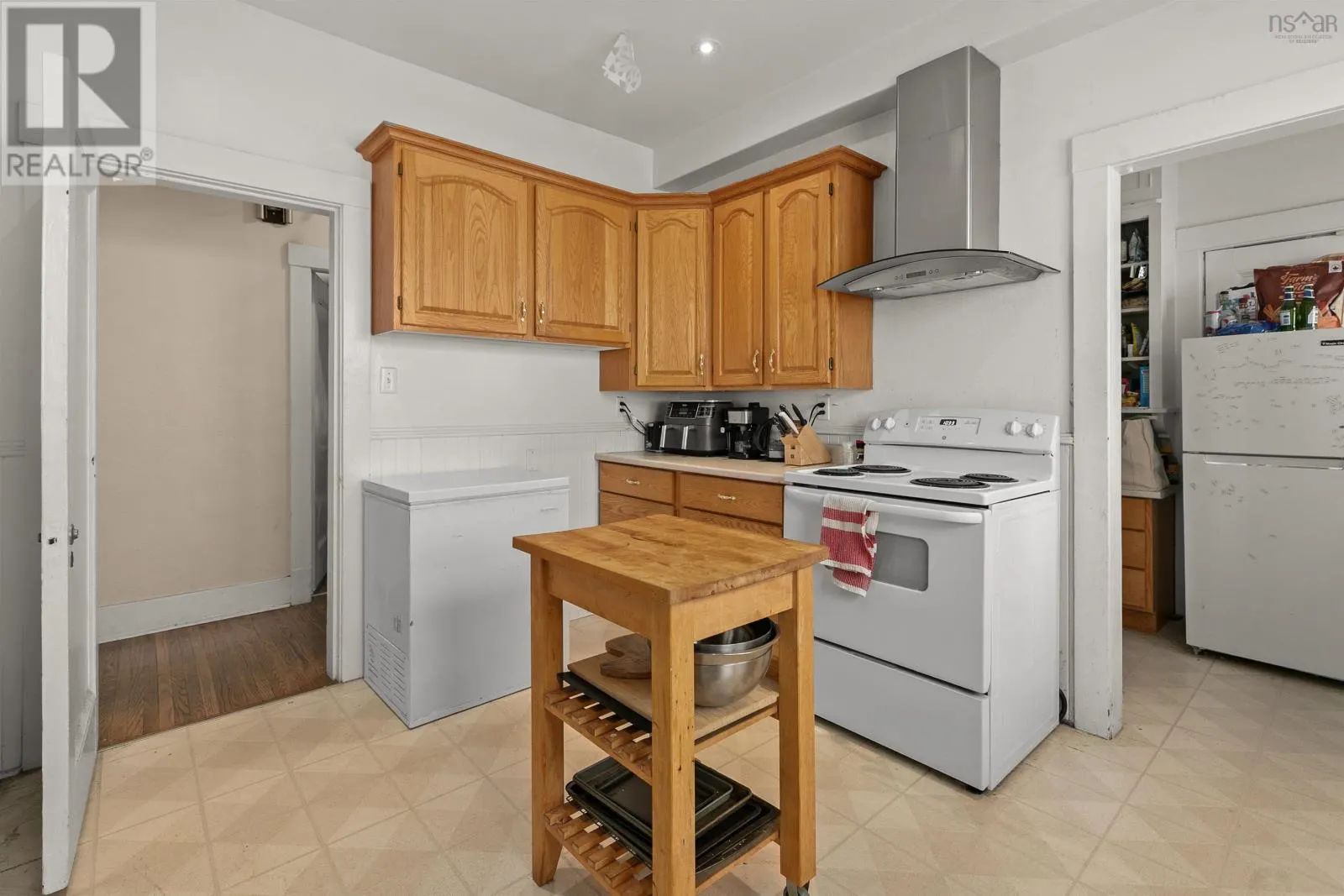 1645 Oxford Street|1647 Oxford Street