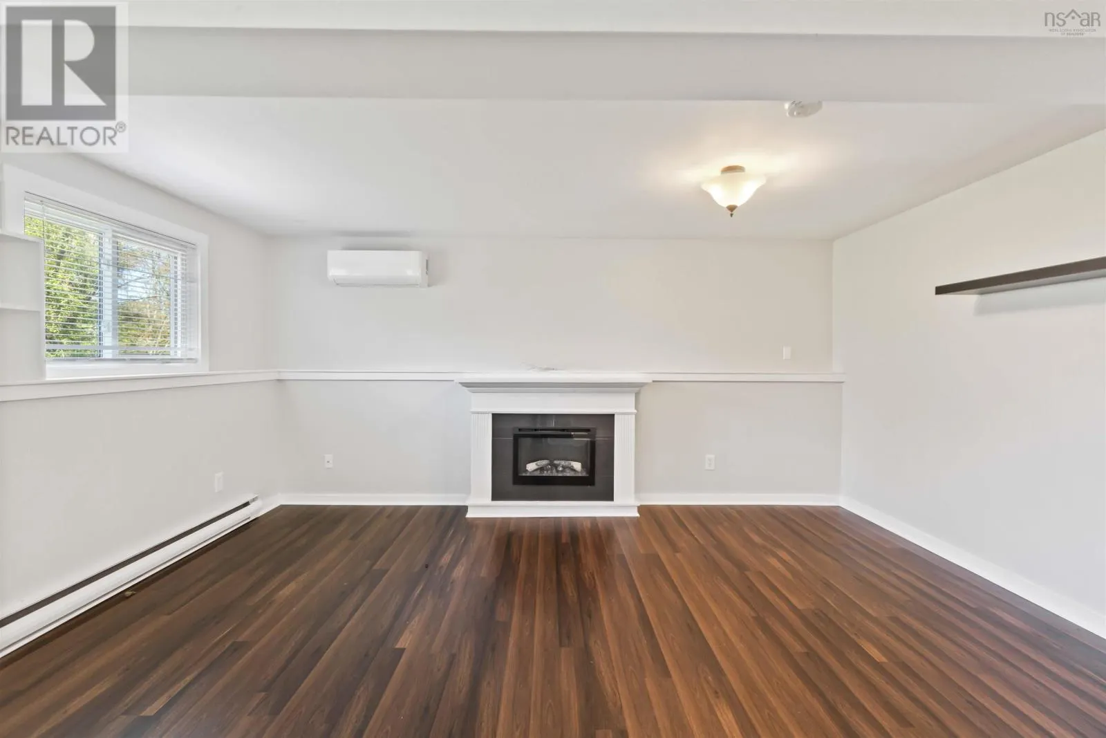 18 Woodman Road